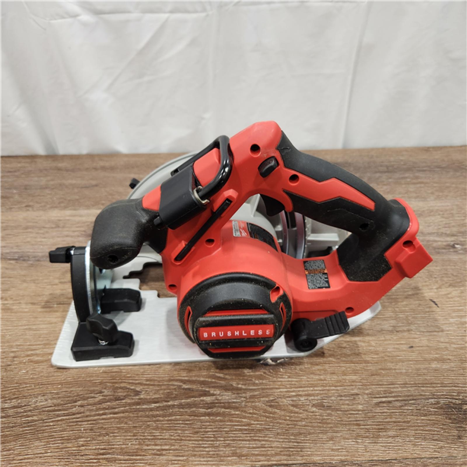 AS-IS M18 18V Lithium-Ion Brushless Cordless 7-1/4 in. Circular Saw (Tool-Only)