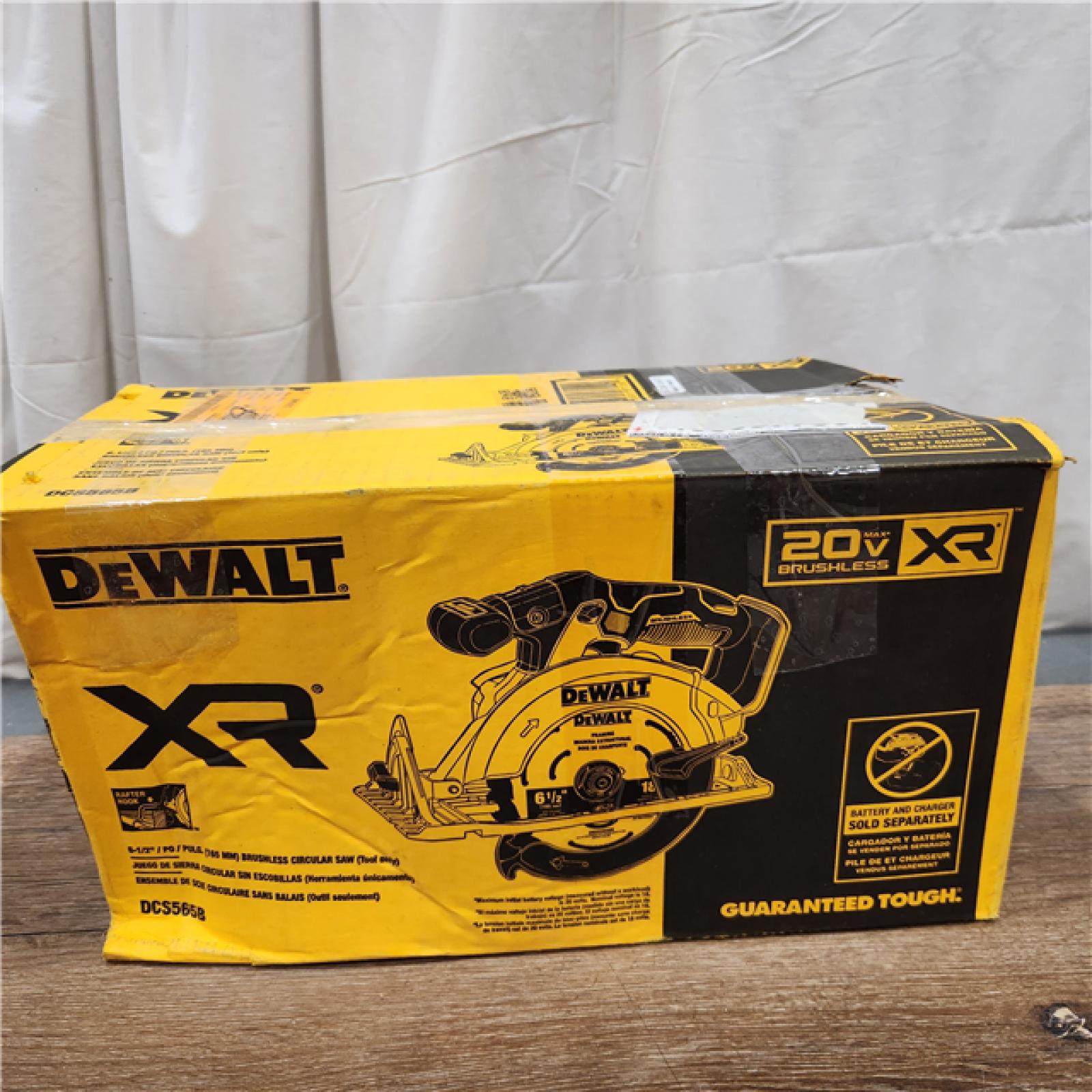 AS-IS DeWALT DCS565B 20V Max Brushless 6.5   Cordless Circular Saw