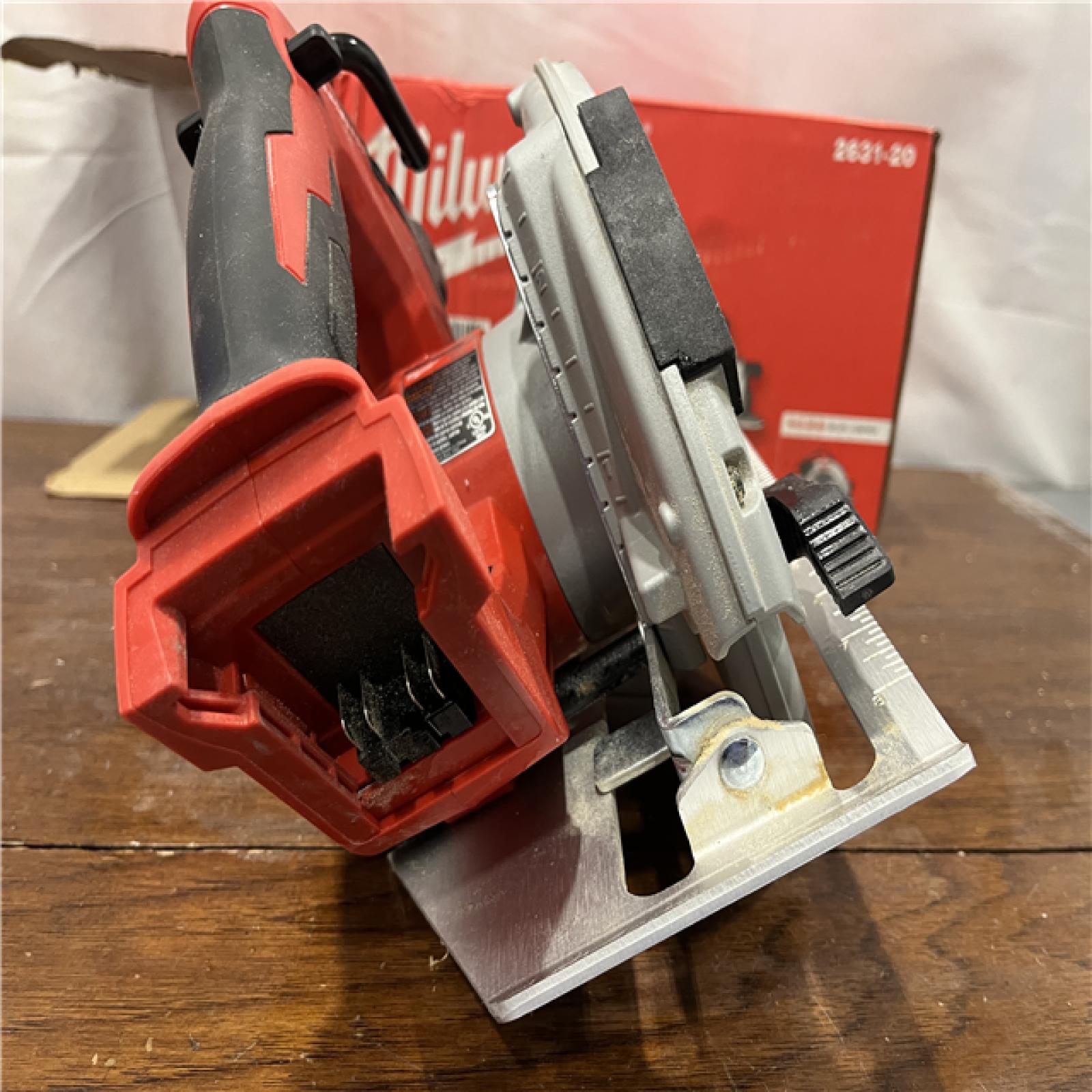 AS-ISMilwaukee M18 7-1/4  18V Brushless Circular Saw 2631-20 (Bare Tool)