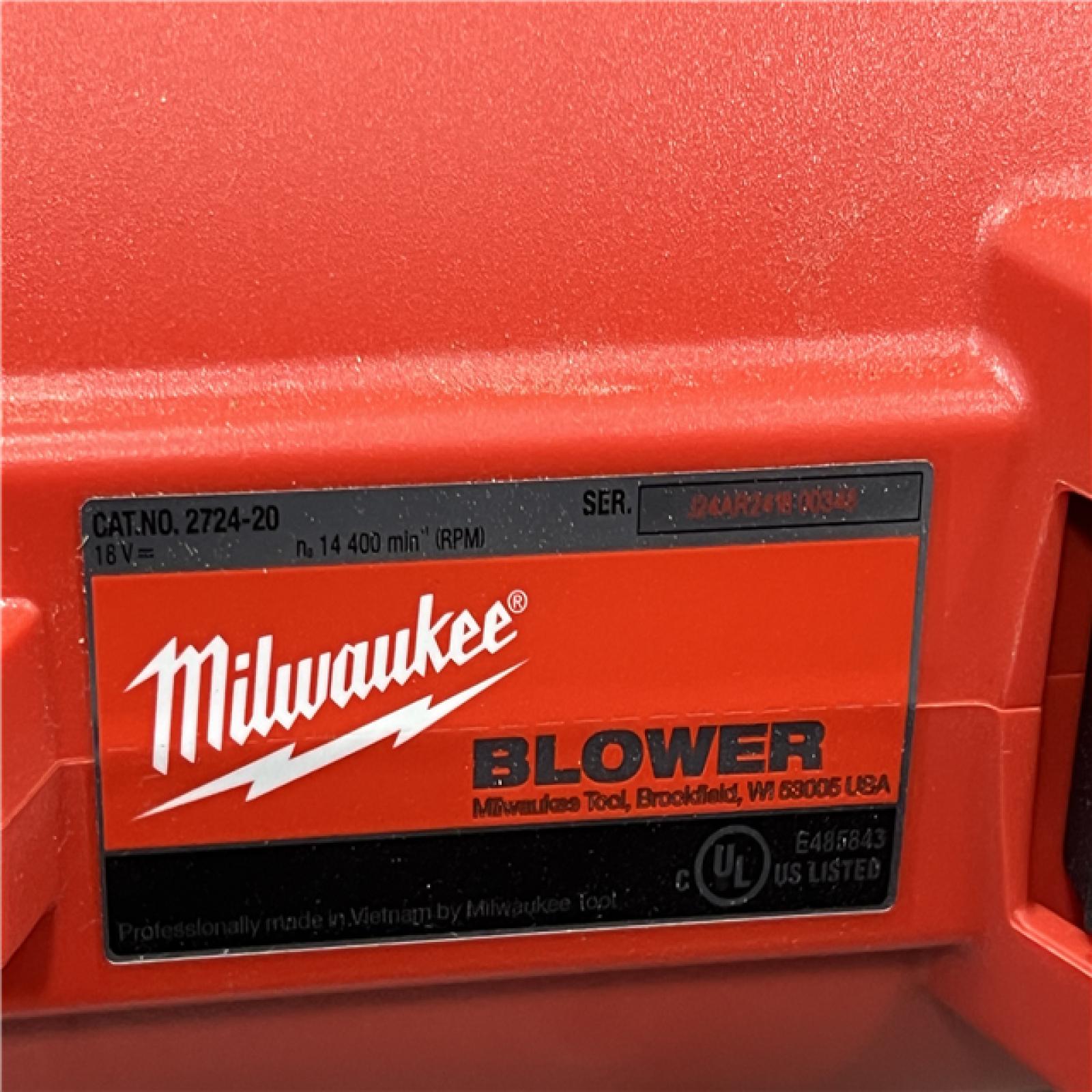 AS-IS MILWAUKEE M18 FUEL 120 MPH 450 CFM 18V Lithium-Ion Brushless Cordless Handheld Blower Kit with 8.0 Ah Battery, Rapid Charger