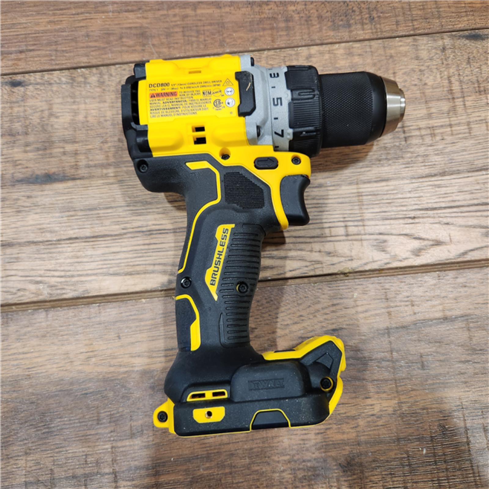 AS-IS DEWALT 20V MAX XR Brushless Cordless 1/2 Drill/Driver Kit