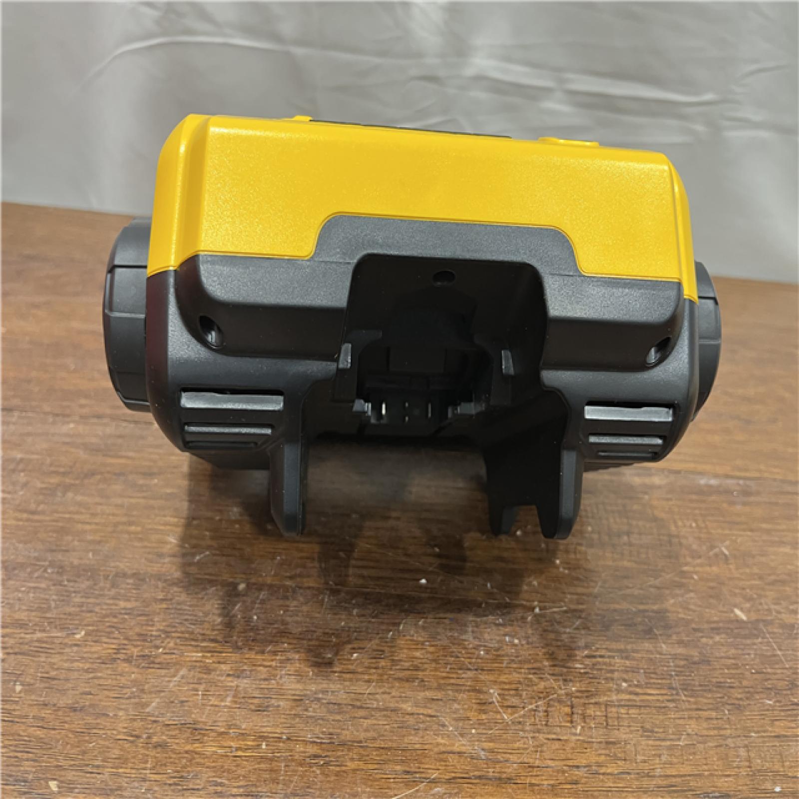 DeWalt 20-Volt MAX Compact Task Light (Tool Only)