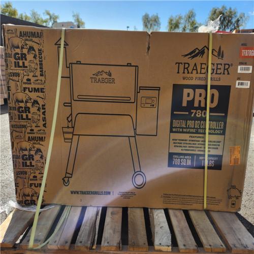 Phoenix Location Traeger Pro 780 Wifi Pellet Grill and Smoker in Black