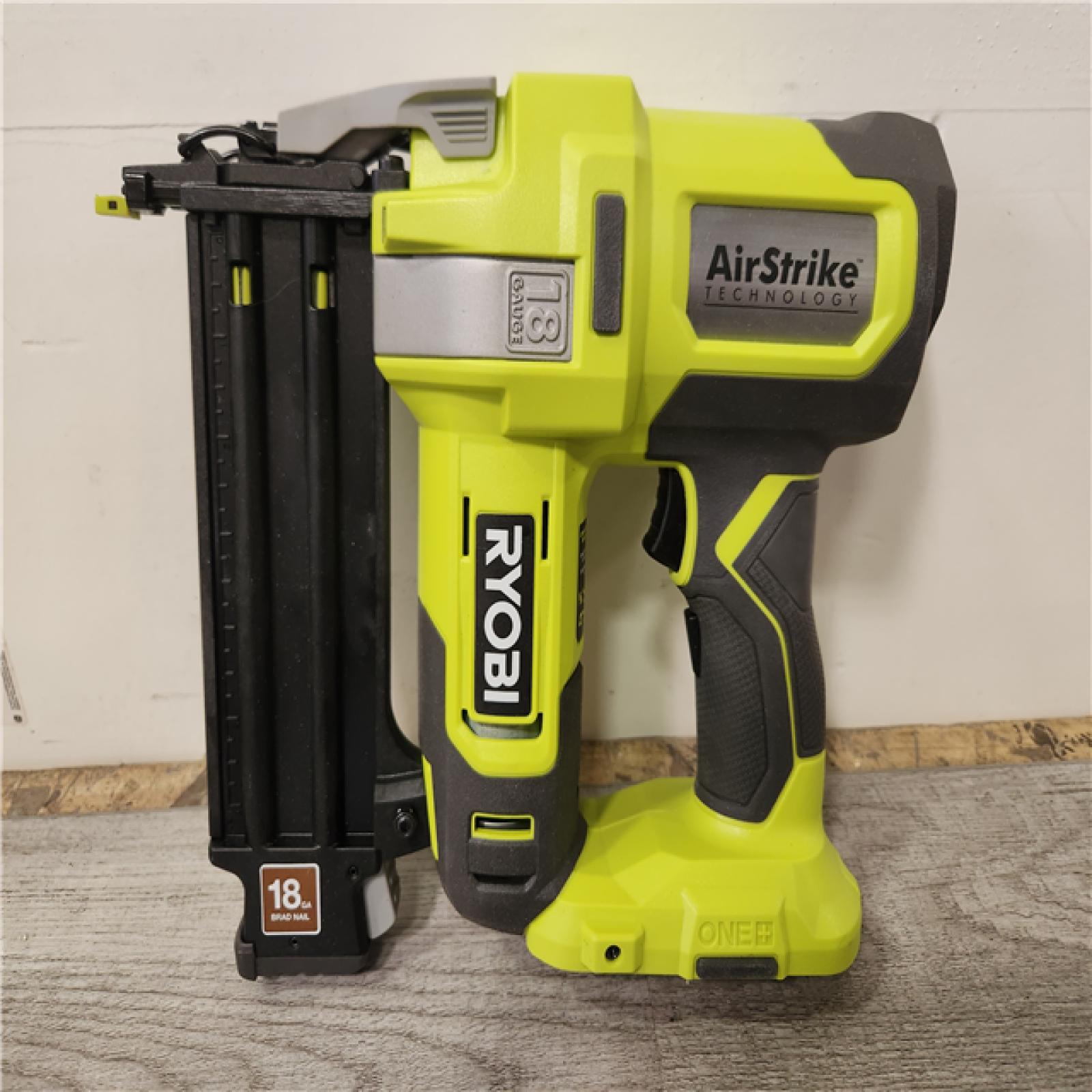 Phoenix Location RYOBI ONE+ 18V 18-Gauge Cordless AirStrike Brad Nailer (Tool Only)