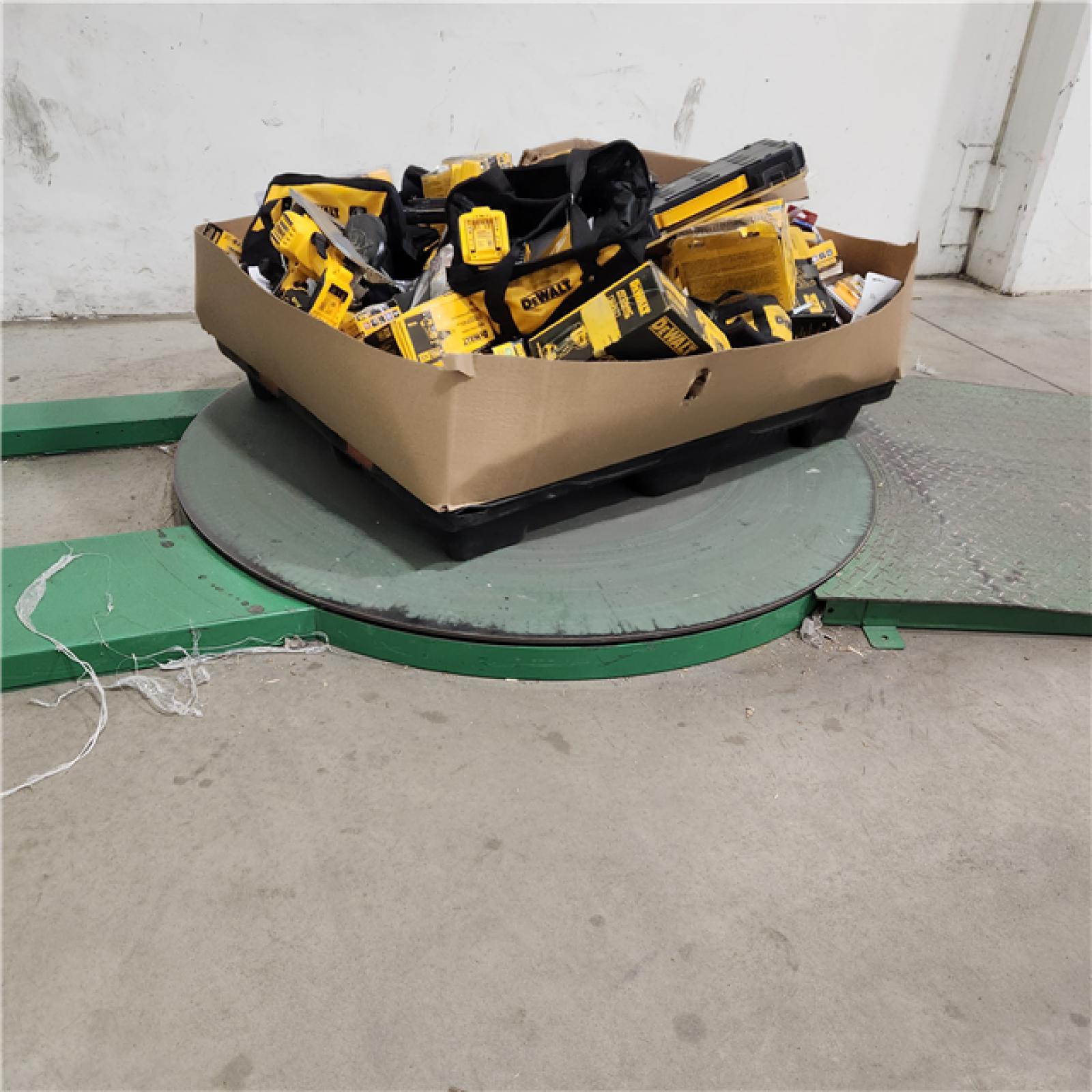 Dallas Location - As-Is DEWALT Tool Pallet