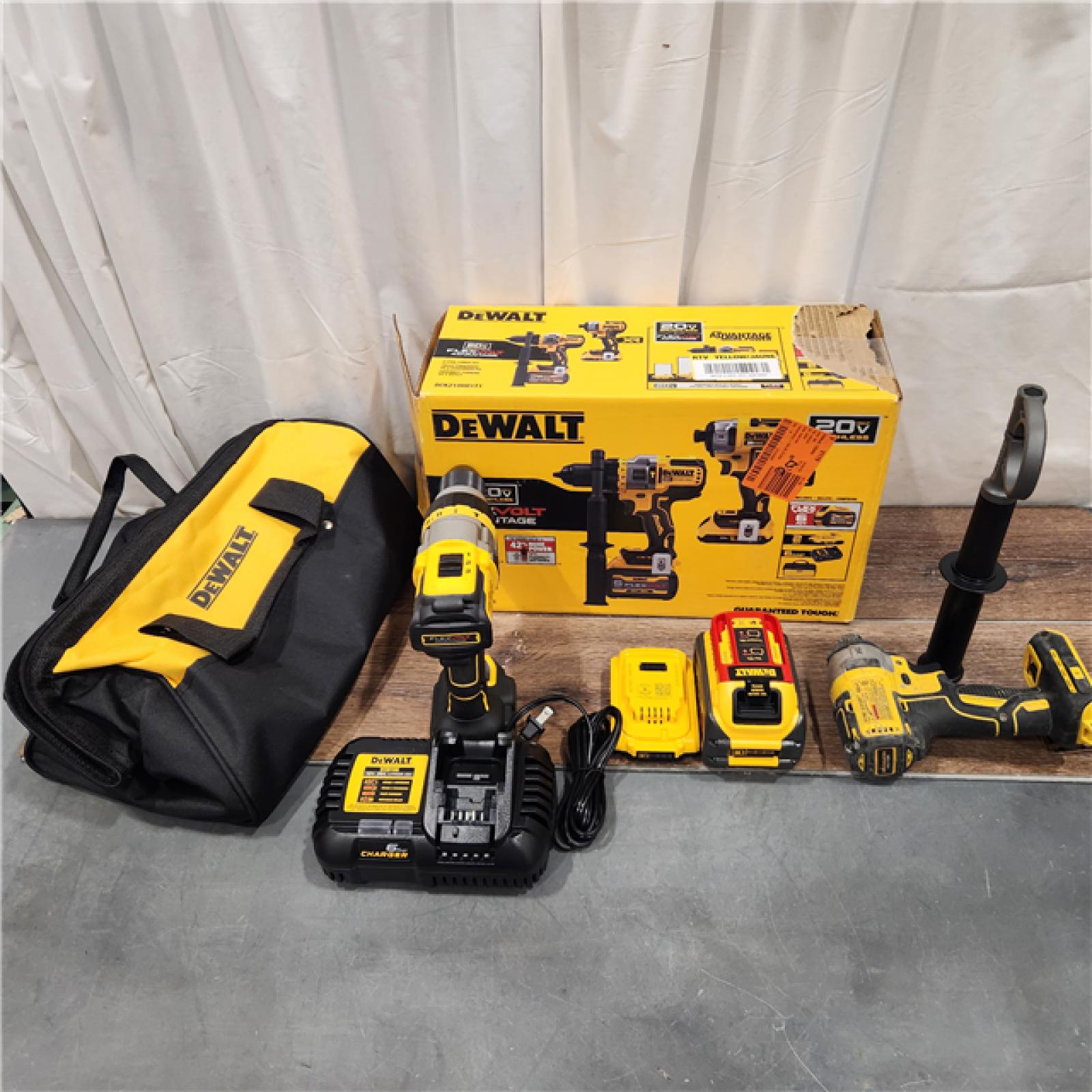 AS IS DEWALT 20V MAX Cordless Brushless Hammer Drill/Driver 2 Tool Combo Kit with FLEXVOLT ADVANTAGE