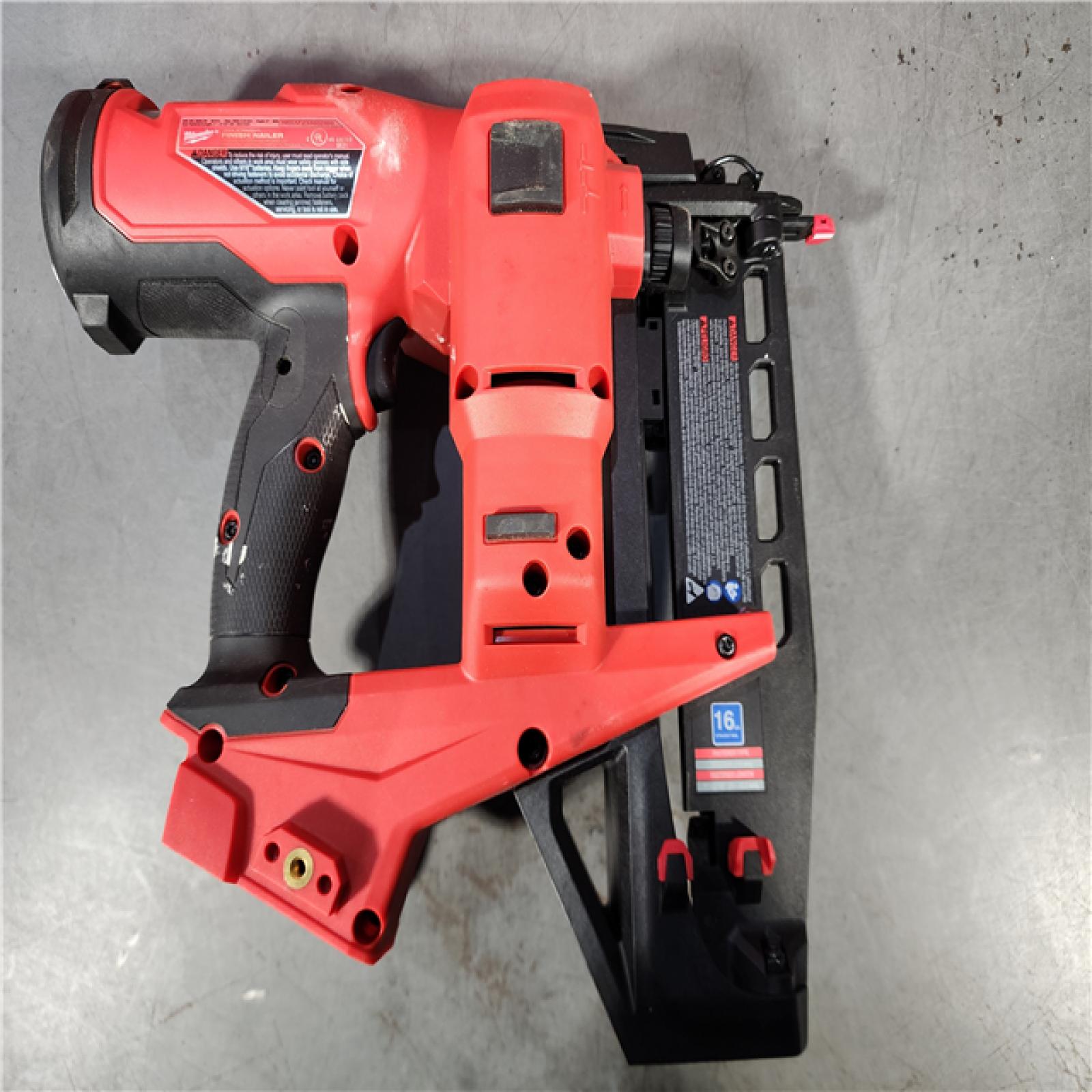 HOUSTON LOCATION - AS-IS Milwaukee Tool Cordless Finish Nail Gun 18 V 3020-20 (TOOL ONLY)