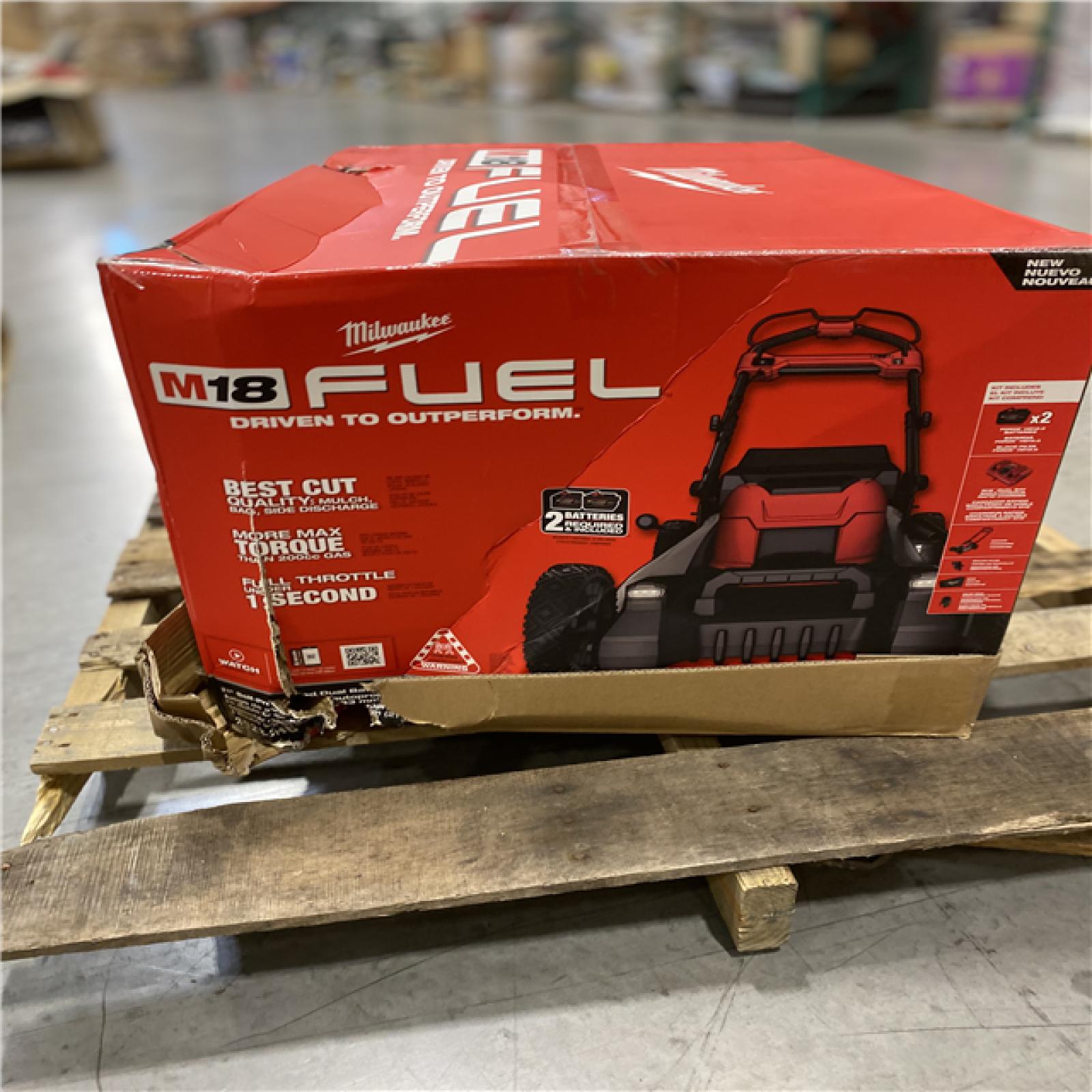 DALLAS LOCATION - Milwaukee M18 FUEL Brushless Cordless 21 in. Walk Behind Dual Battery Self-Propelled Mower w/(2) 12.0Ah Battery and Rapid Charger