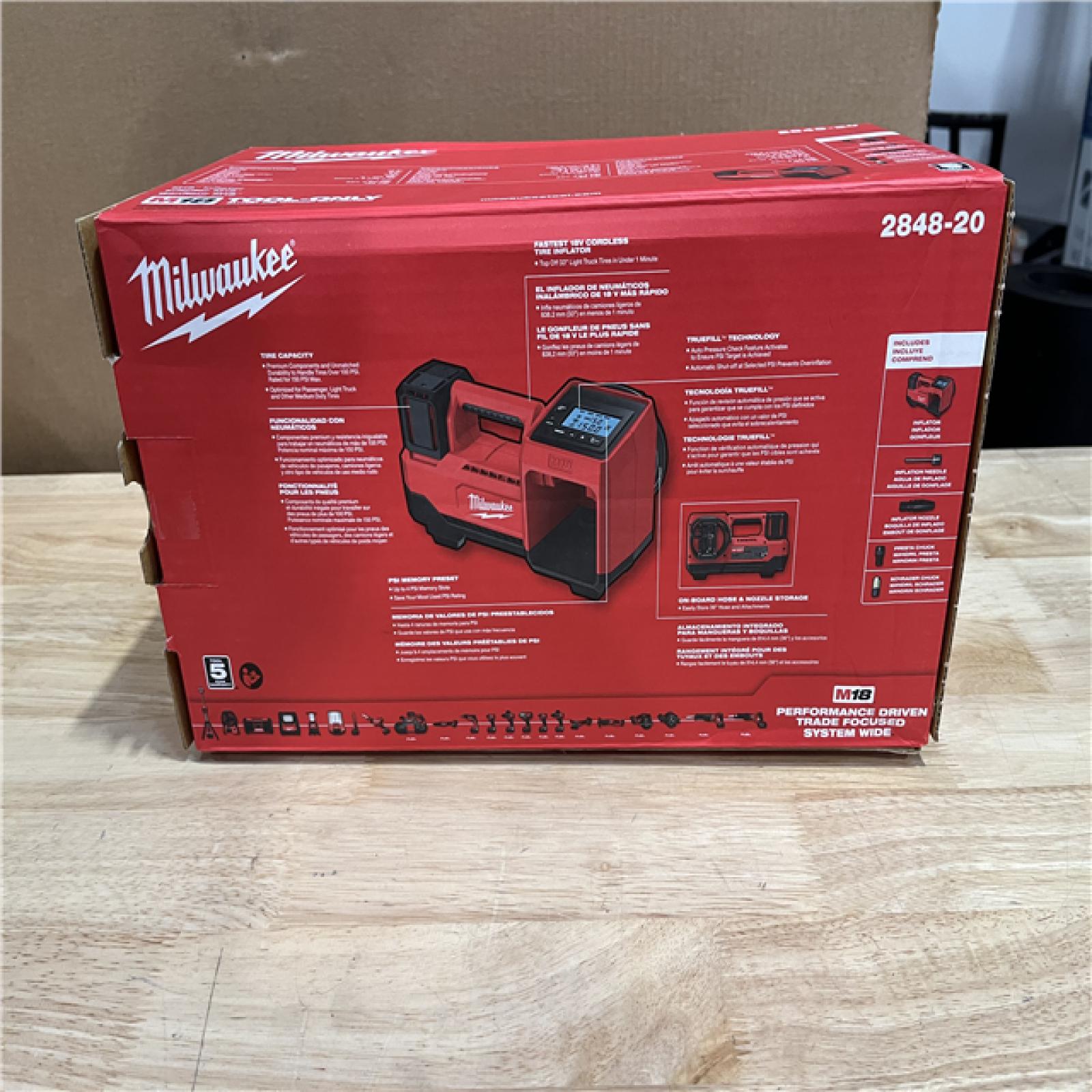 NEW! Milwaukee M18 18 V 150 PSI Tire Inflator