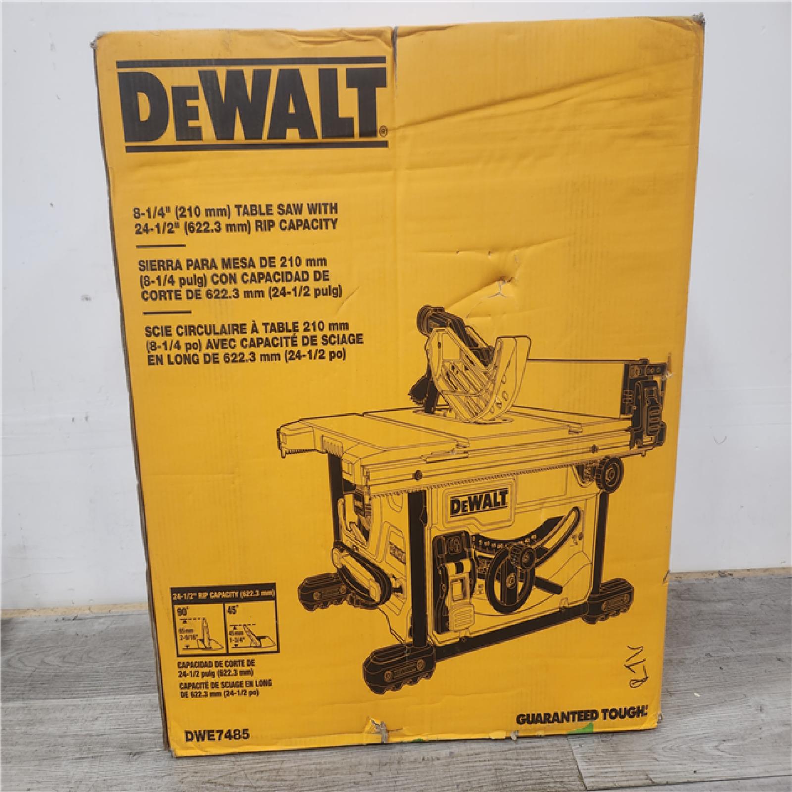 Phoenix Location DEWALT 15 Amp Corded 8-1/4 in. Compact Portable Jobsite Tablesaw (Stand Not Included)