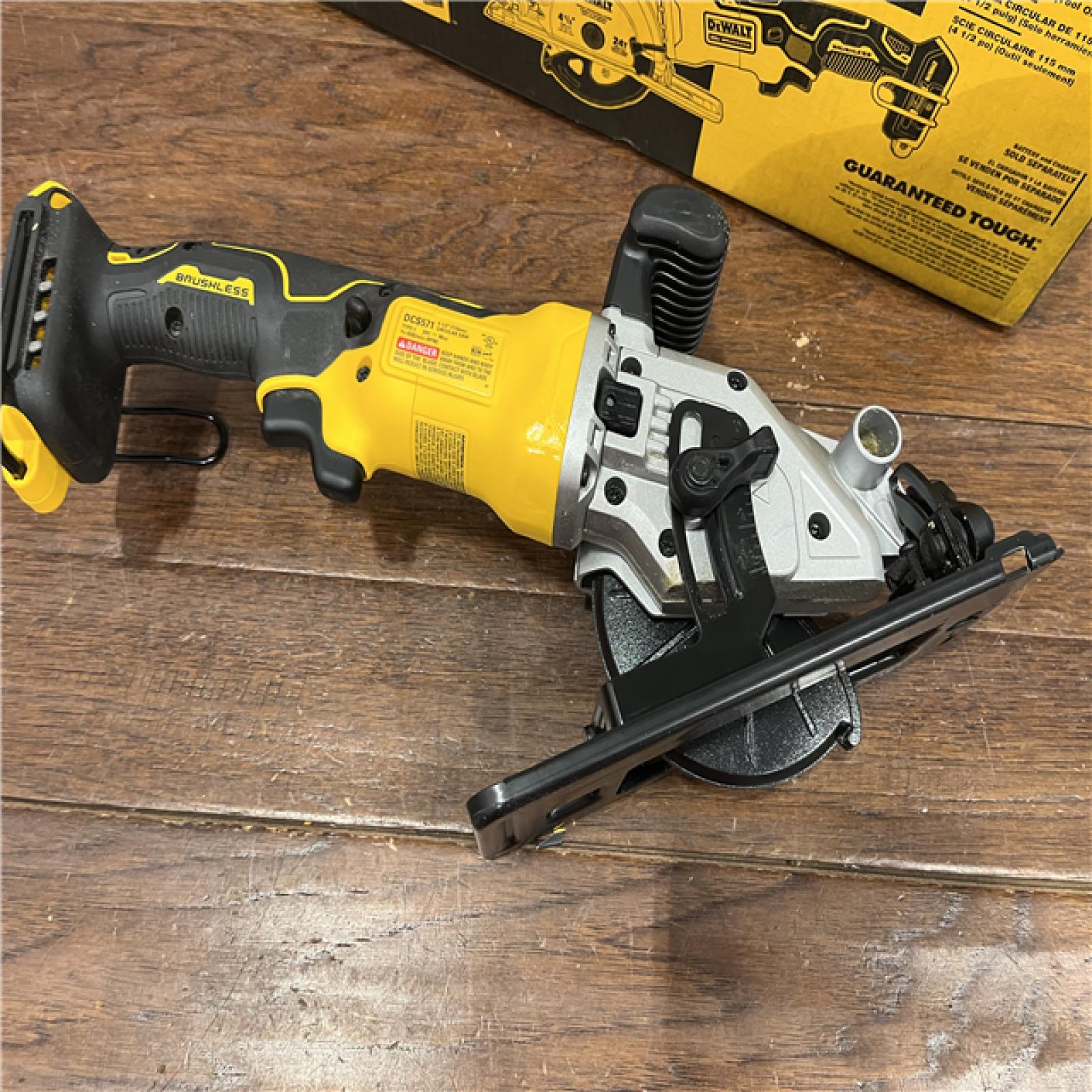 AS-ISDEWALT ATOMIC 20V MAX Cordless Brushless 4-1/2 in. Circular Saw (Tool Only)