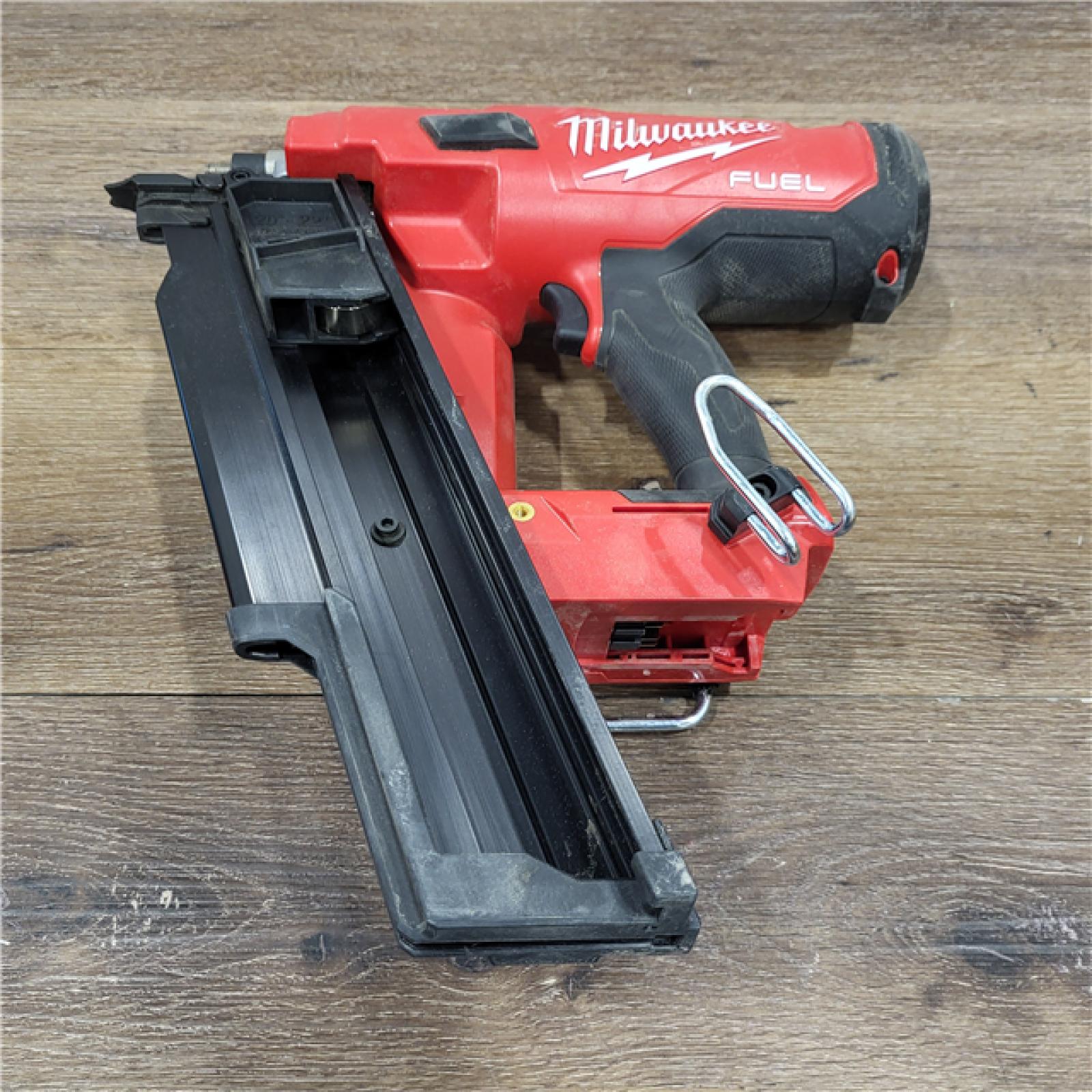 AS-IS Milwaukee 2744-20 M18 FUEL 21-Degree Cordless Framing Nailer (Tool Only)