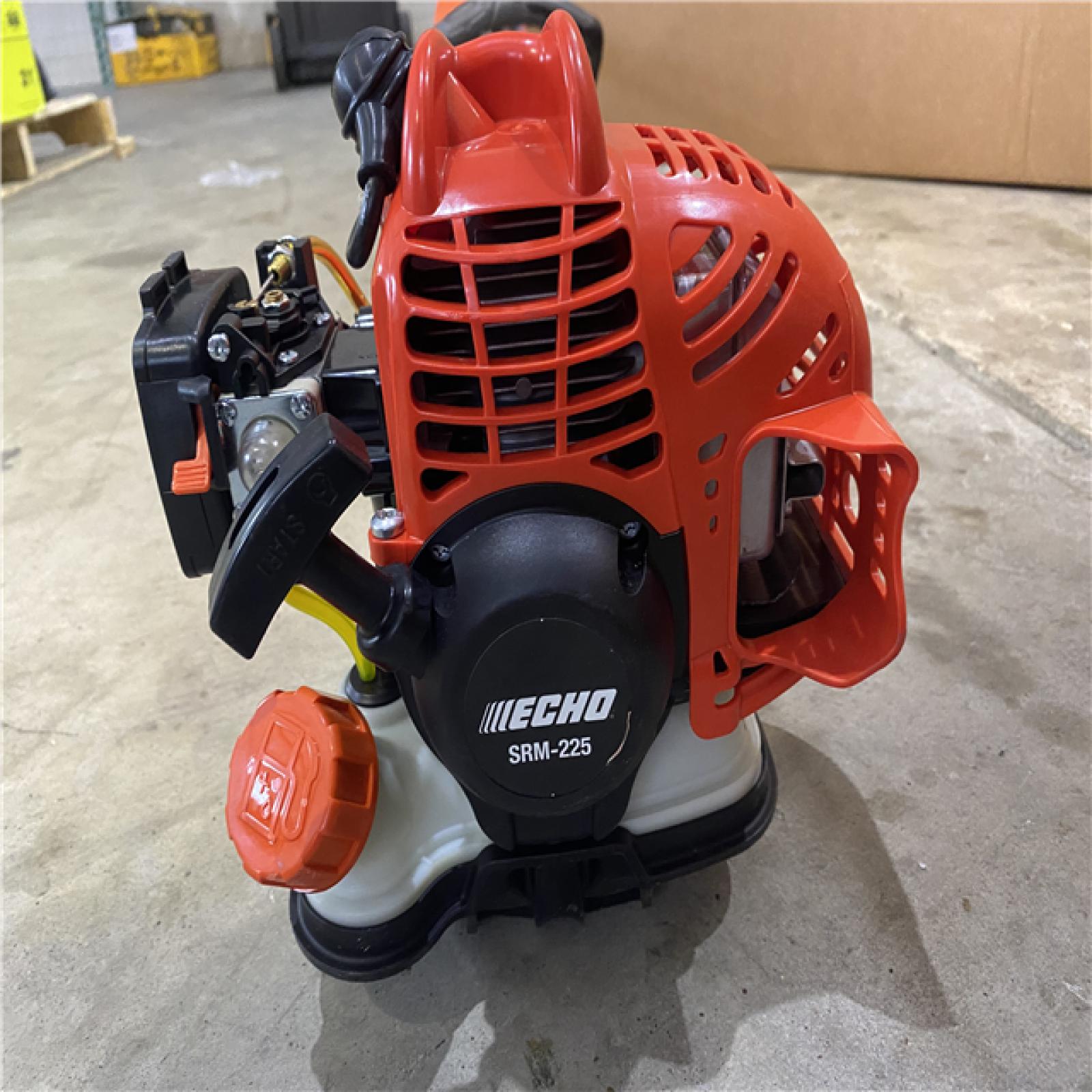 HOUSTON LOCATION - AS-IS 21.2 Cc Gas 2-Stroke Straight Shaft String Trimmer