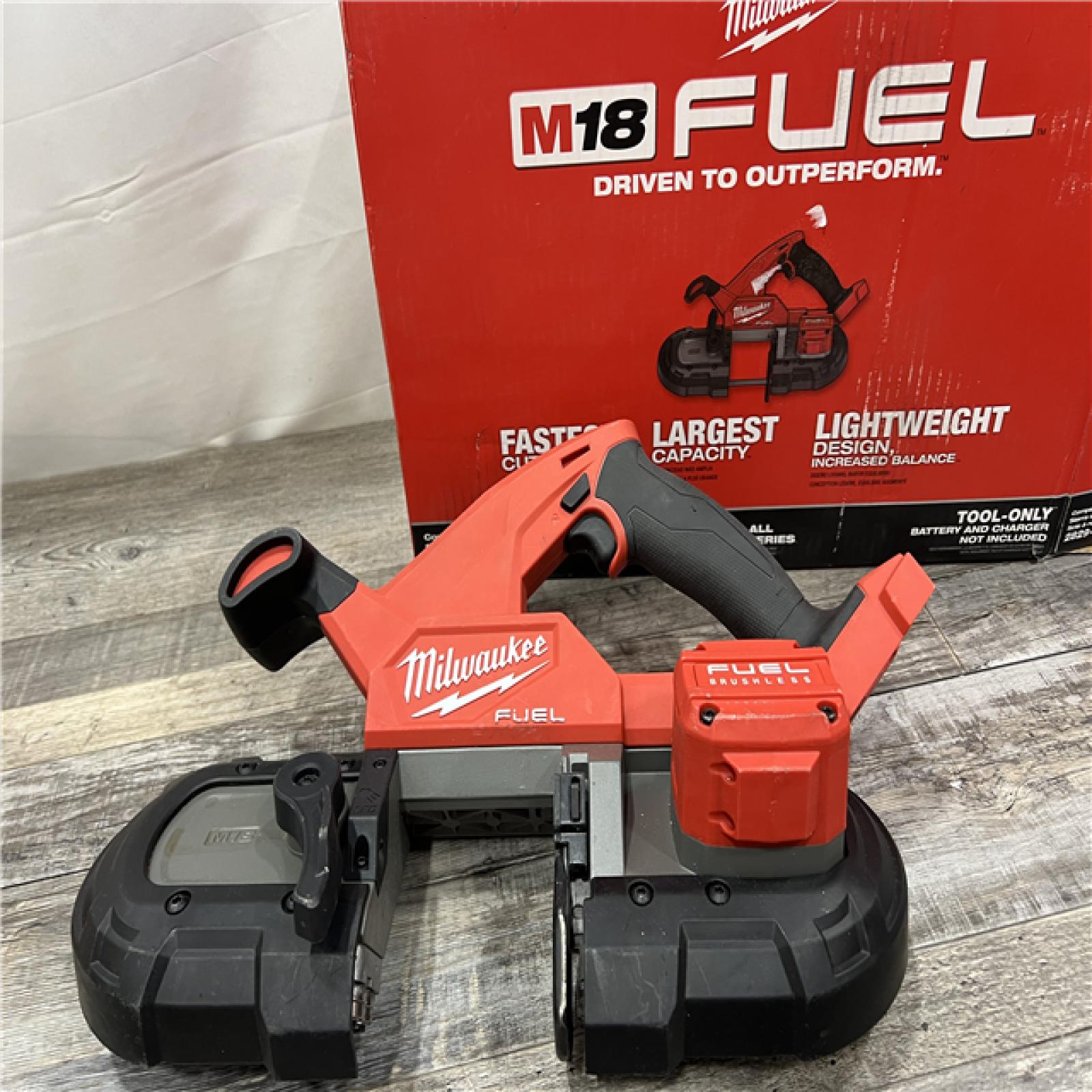 AS-IS MILWAUKEE M18 FUEL 18V Lithium-Ion Brushless Cordless Compact Bandsaw (Tool-Only)