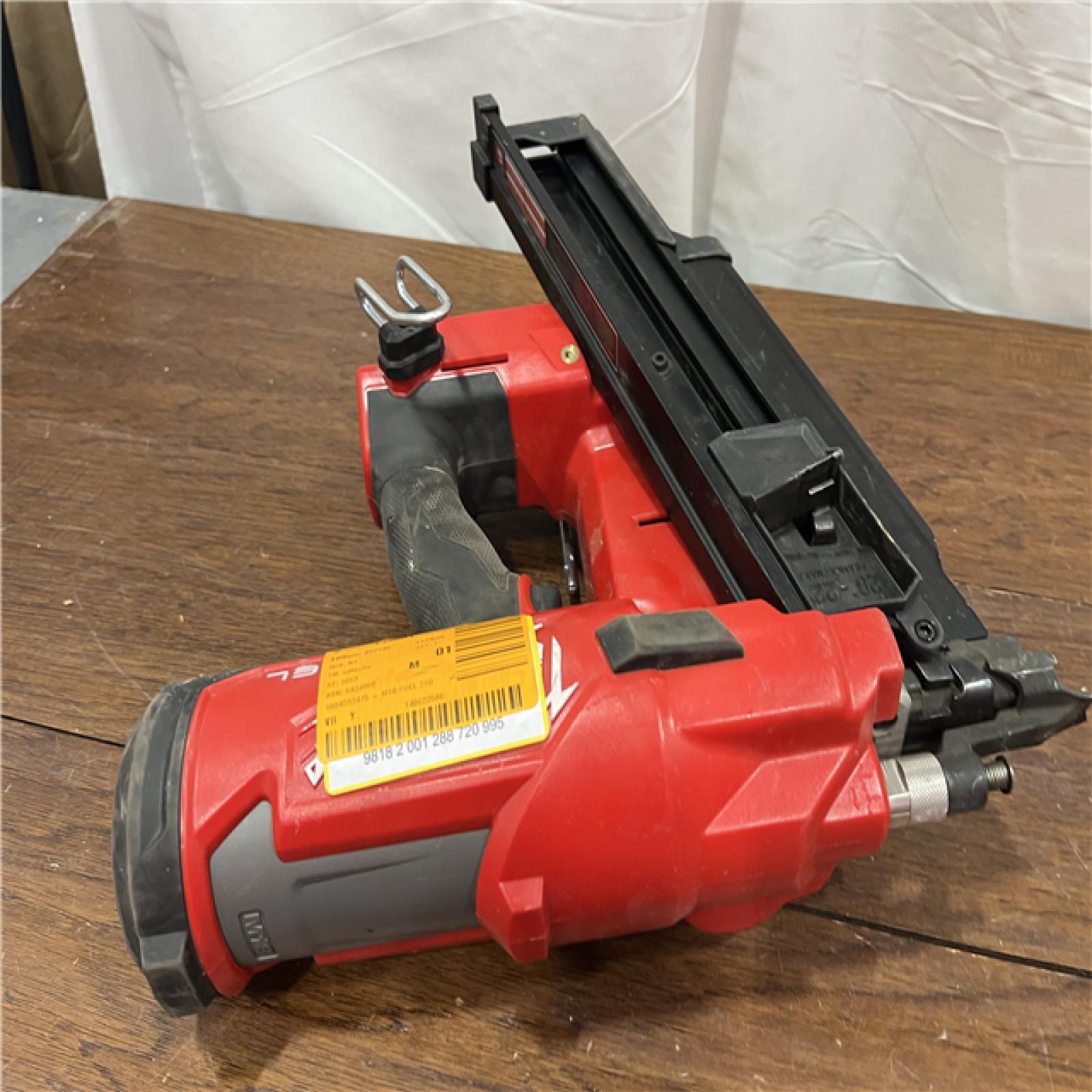 AS-ISMilwaukee 2744-20 M18 FUEL 21-Degree Cordless Framing Nailer (Tool Only)