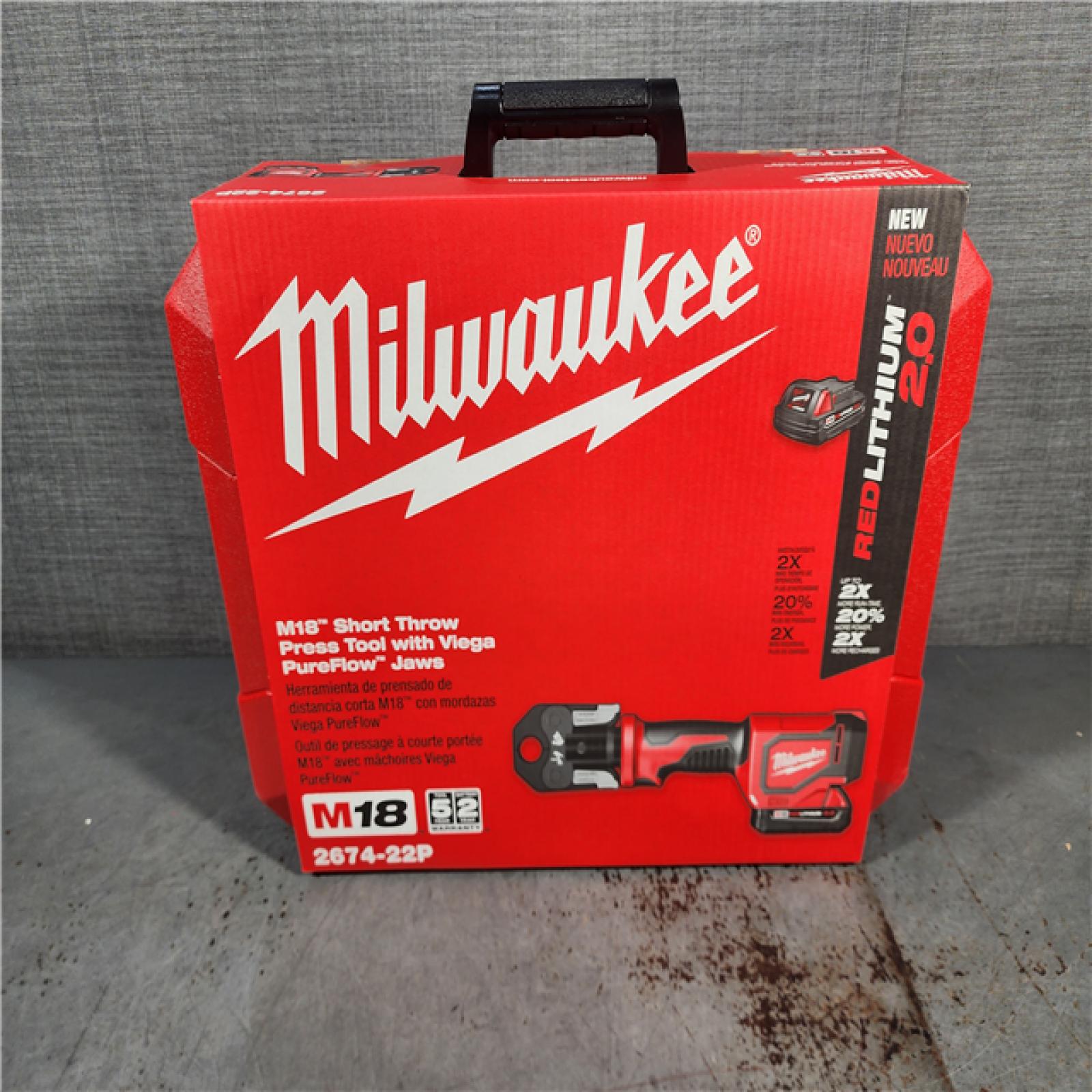 HOUSTON LOCATION - AS-IS (BRAND NEW) Milwaukee M18 18-Volt Lithium-Ion Cordless Short Throw PEX Press Tool Kit w/ (3) Viega PureFlow Jaws