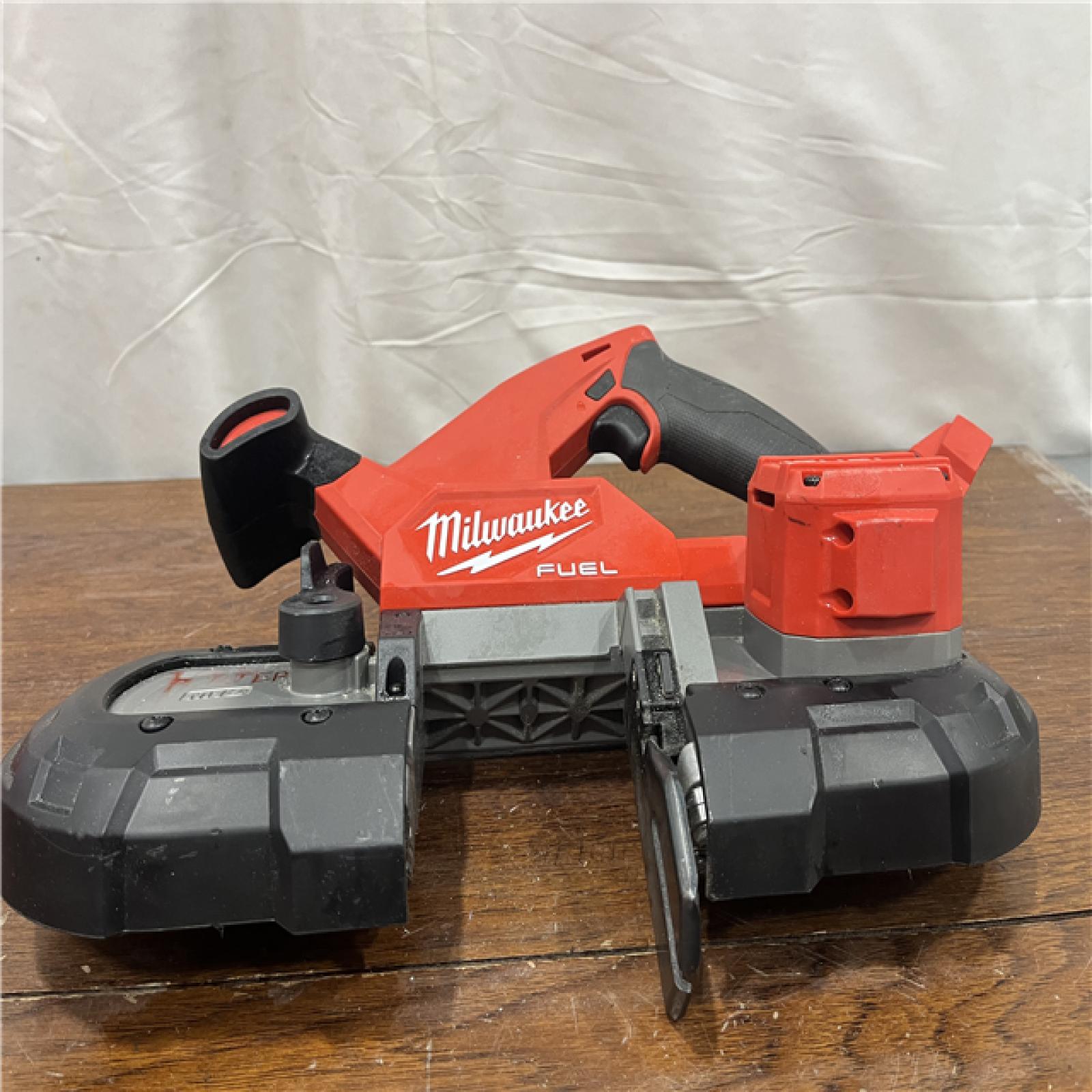 AS-ISMilwaukee M18 FUEL Compact Band Saw