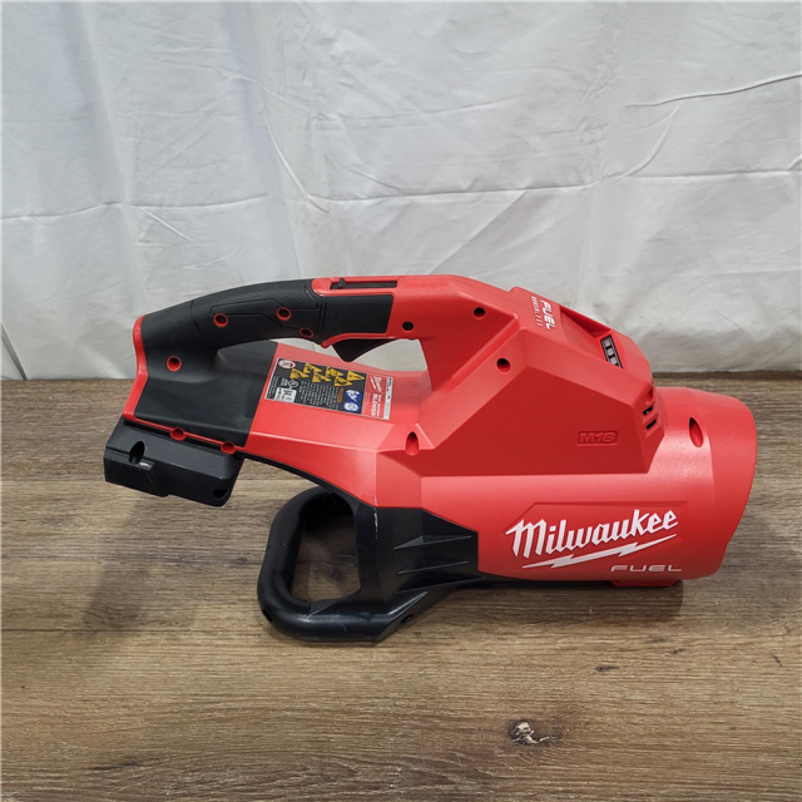 AS-IS Milwaukee M18 FUEL Dual Battery 145 Mph 600 CFM 18 V Battery Handheld Blower Tool Only