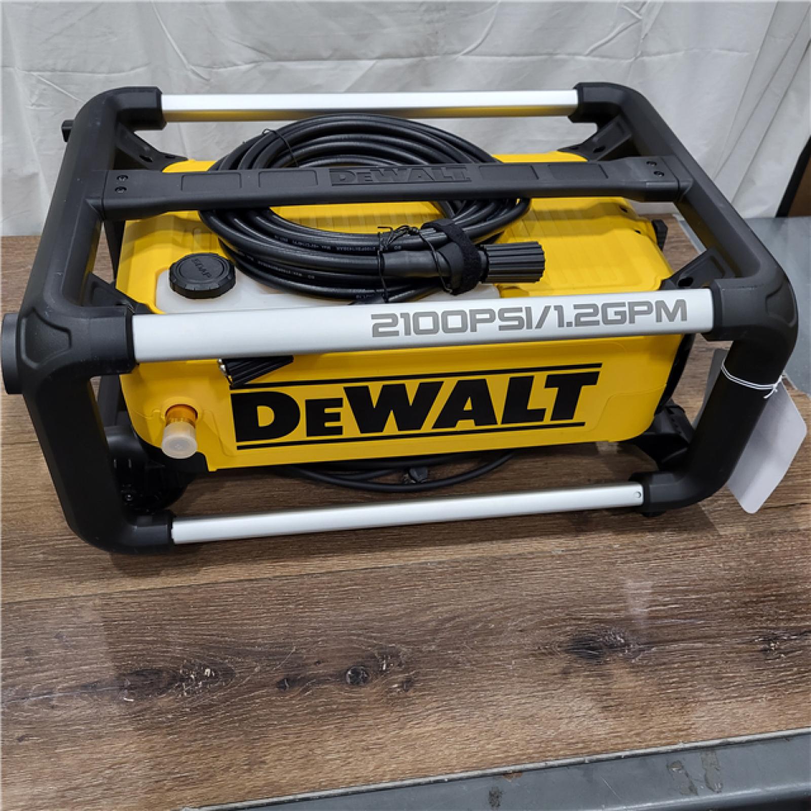 AS-IS DEWALT Electric Pressure Washer  2100 PSI  Jobsite Power Washer DWPW2100