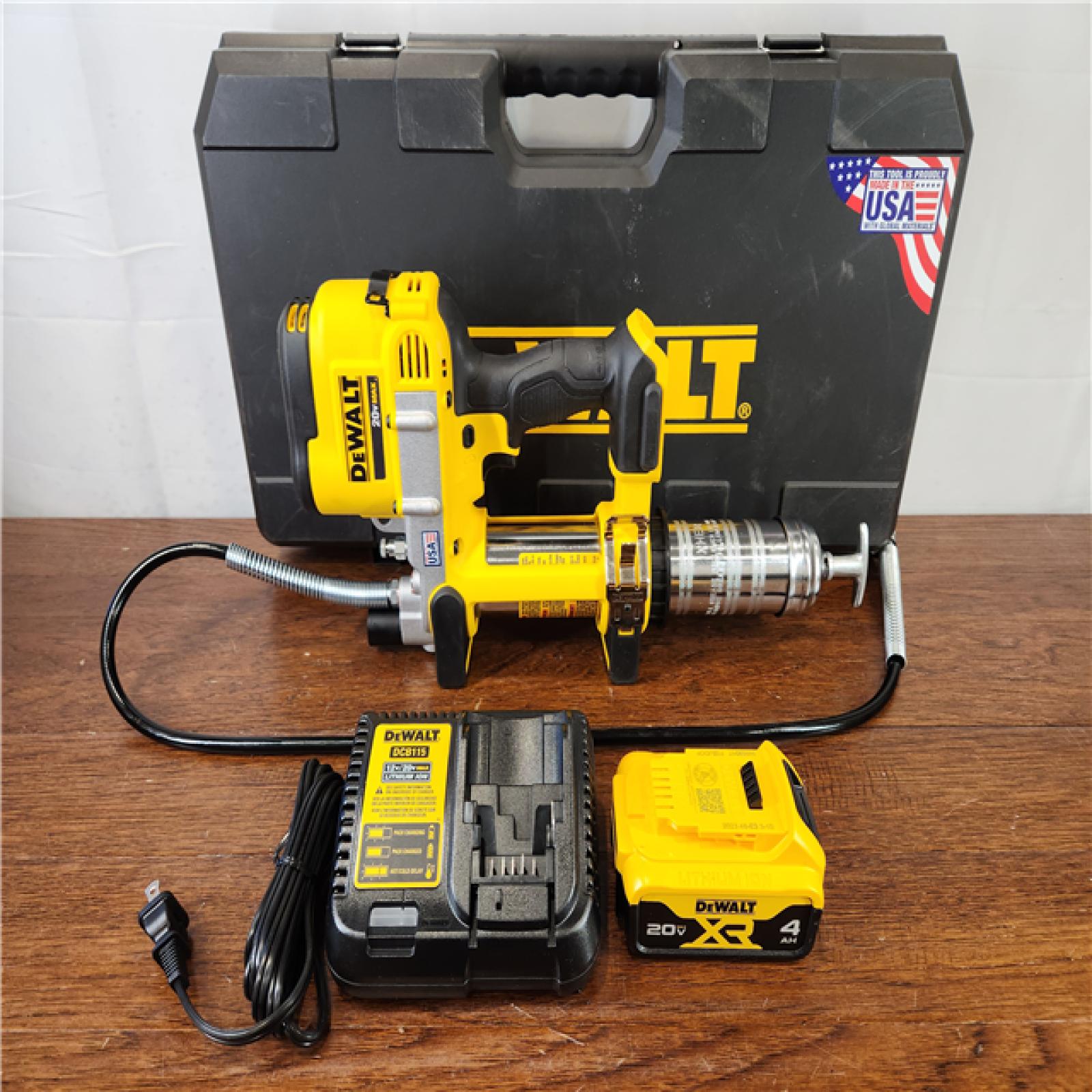 Dewalt 20v store grease gun kit