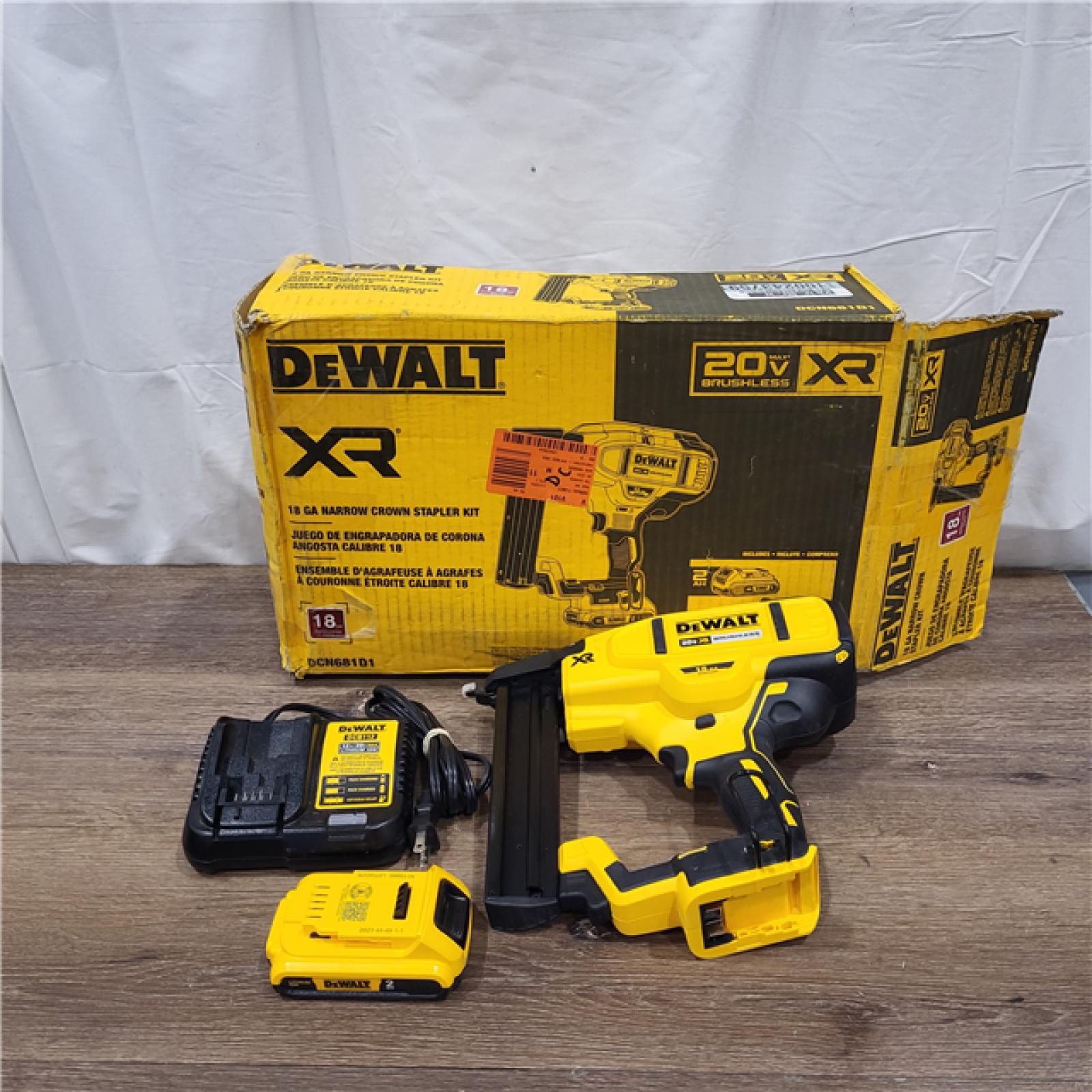 AS-IS DEWALT DCN681D1 20V 18Ga Stapler Kit