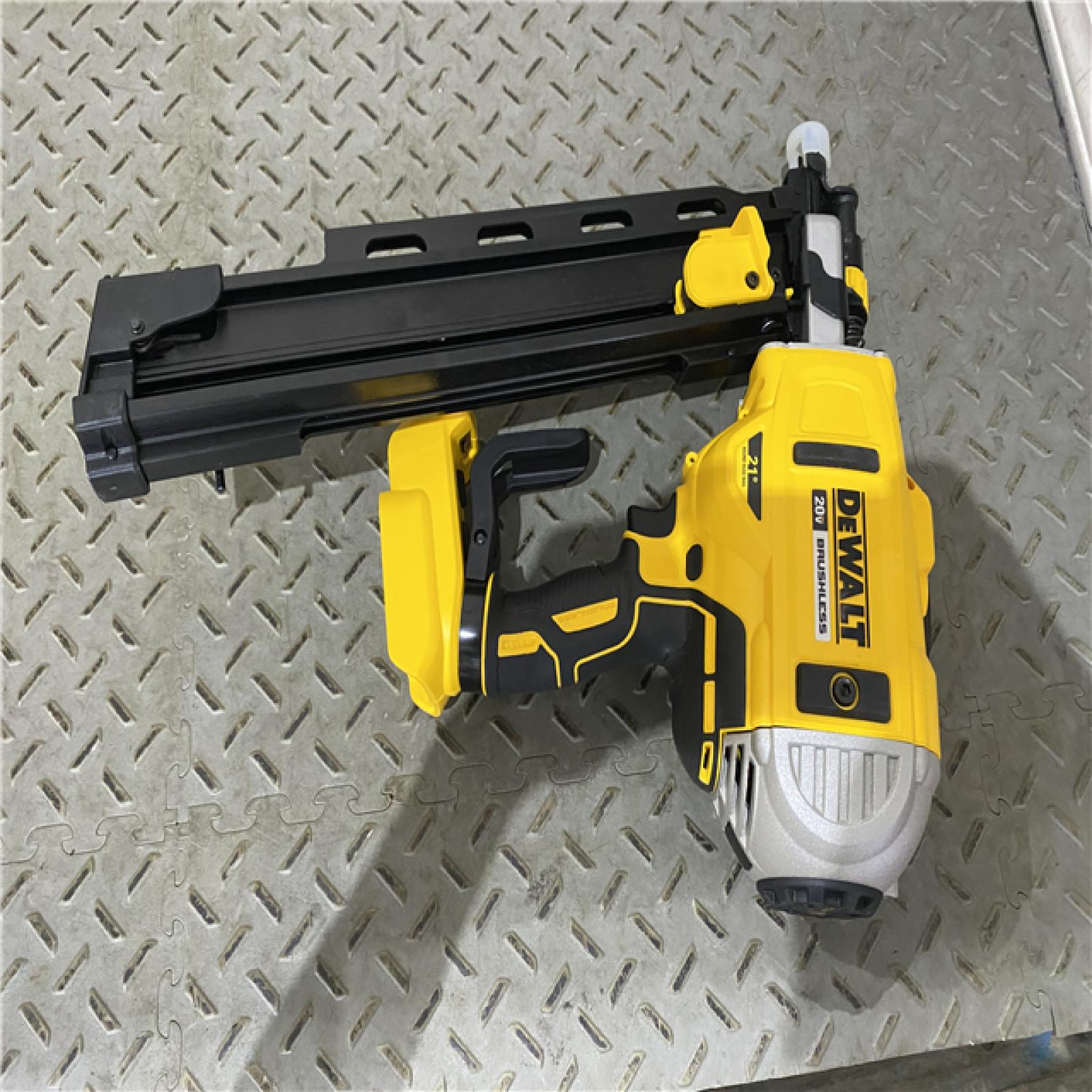 Houston location AS-IS DeWalt DCN21PLB 20V MAX 21-Degree Plastic Collated Framing Nailer (Bare Tool)