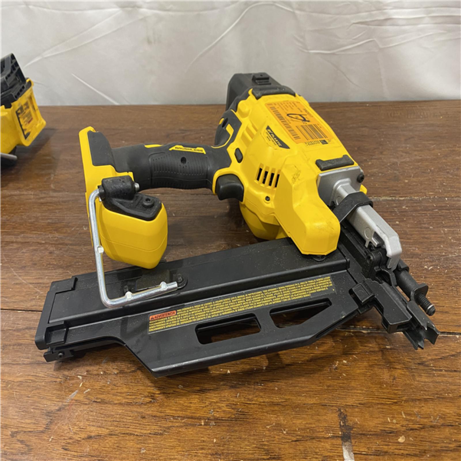 AS-ISDEWALT 20-Volt 21Â° Cordless Framing Nailer (Tool-Only)