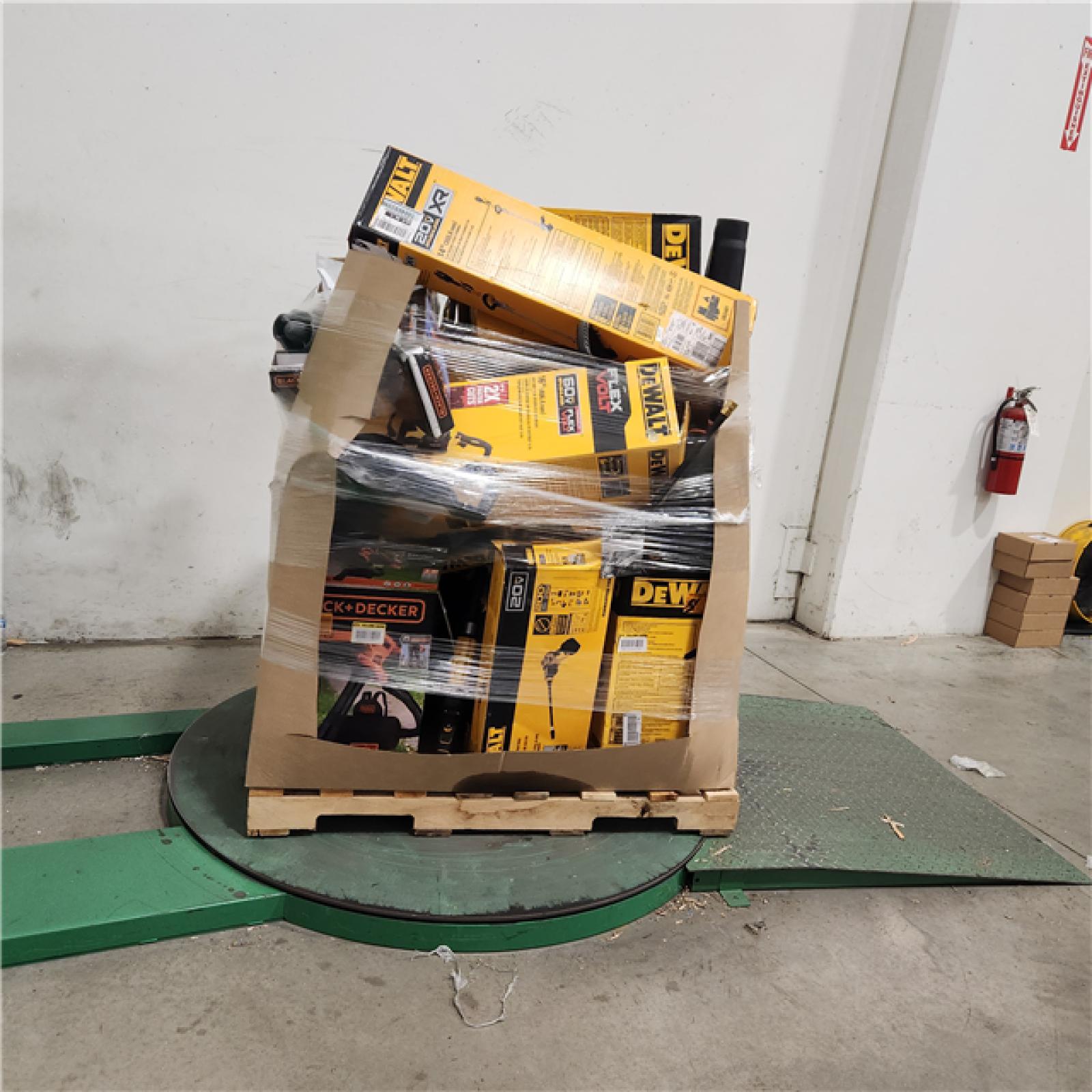 Dallas Location - As-Is DEWALT Tool Pallet