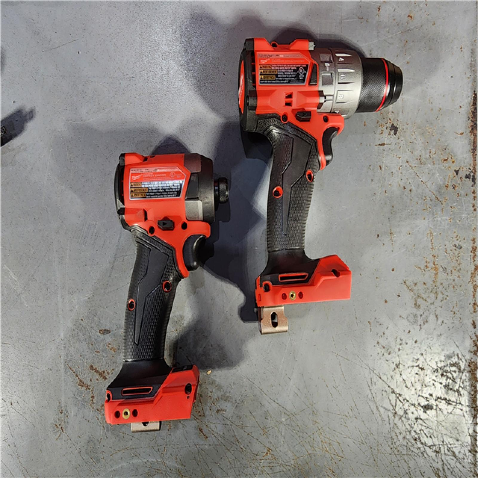 HOUSTON LOCATION - AS-IS (APPEARS LIKE NEW) Milwaukee M18 FUEL 18V Lithium-Ion Brushless Cordless Hammer Drill and Impact Driver Combo Kit (2-Tool) with 2 Batteries