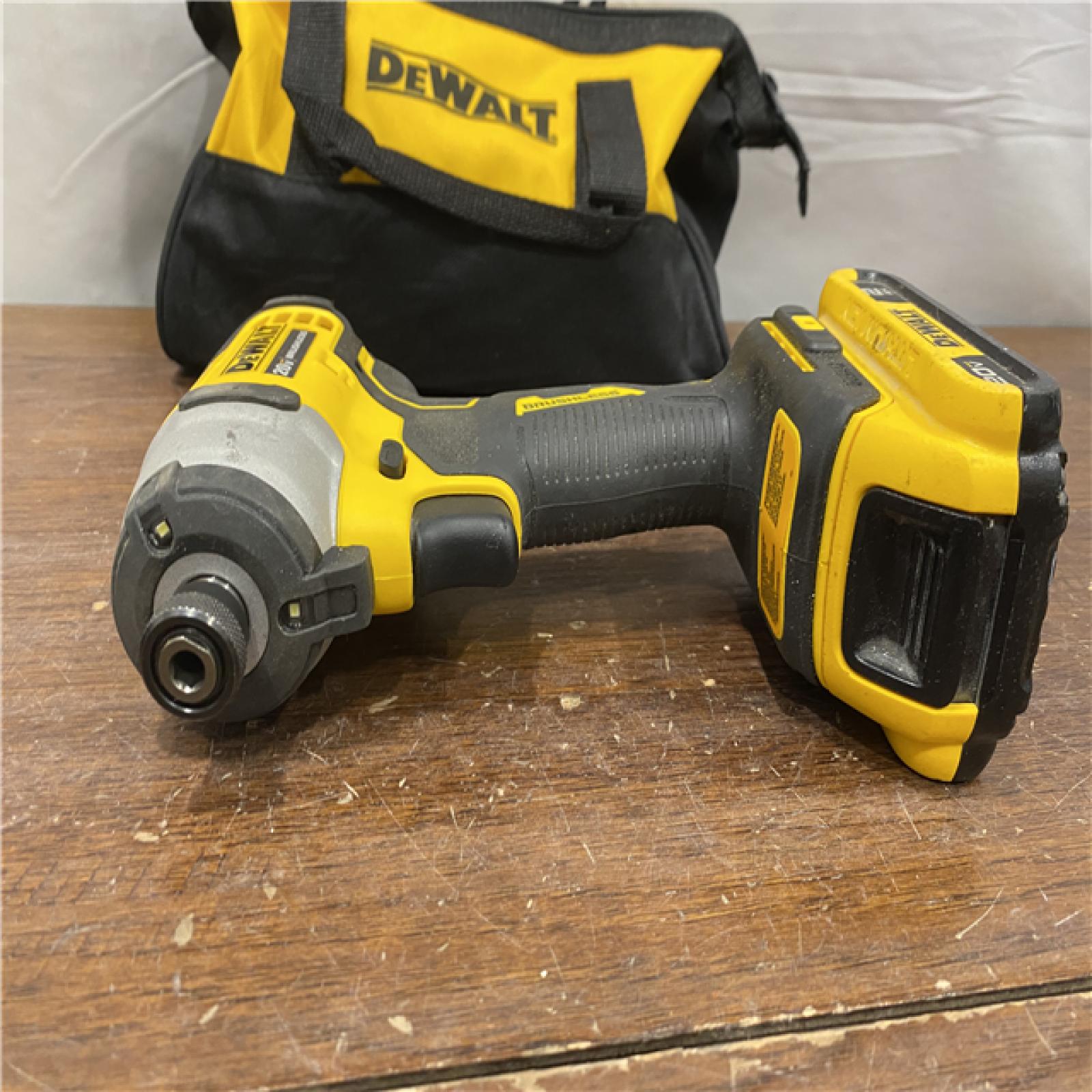 AS-ISDEWALT ATOMIC 20V MAX* Brushless Cordless Compact 1/4 in. Impact Driver Kit