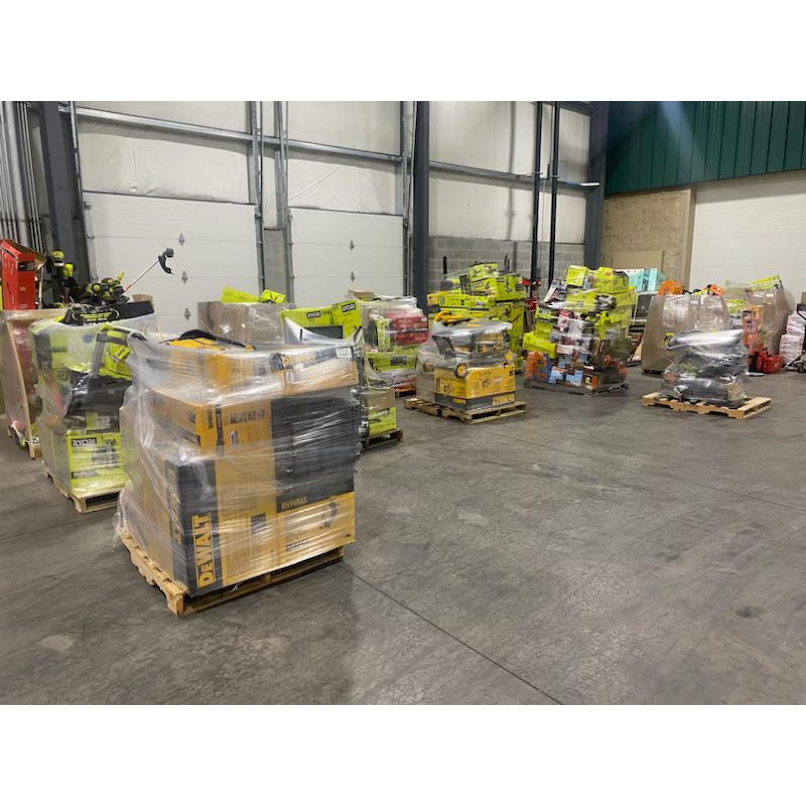 Pittston Location As-Is Power Tools Partial Truckload (10 pallets) 1359712-D