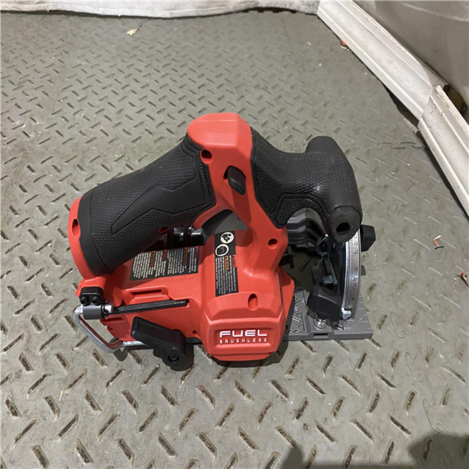 Houston location AS-IS M12 MILWAUKEE CIRCULAR SAW TOOL ONLY