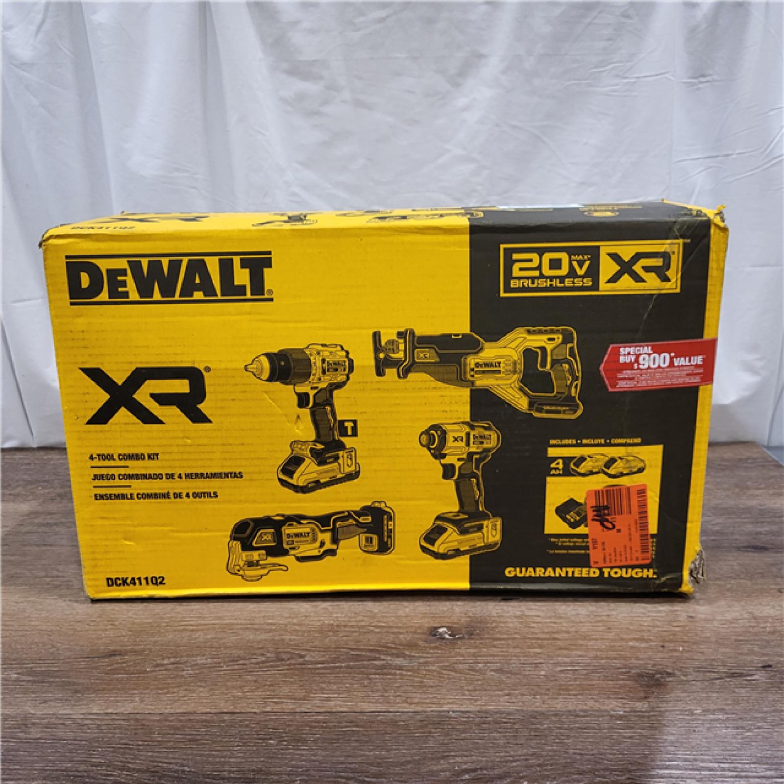 AS-IS DeWALT Atomic 20v Max Brushless Cordless 4-tool Combo Kit Atomic 20v Max Brushless Cordless 4-tool Combo Kit