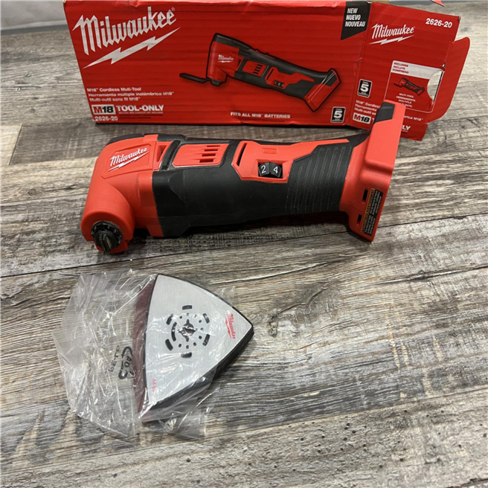 AS-IS Milwaukee 2626-20 M18 Lithium-Ion Cordless Multi-Tool (Tool Only)