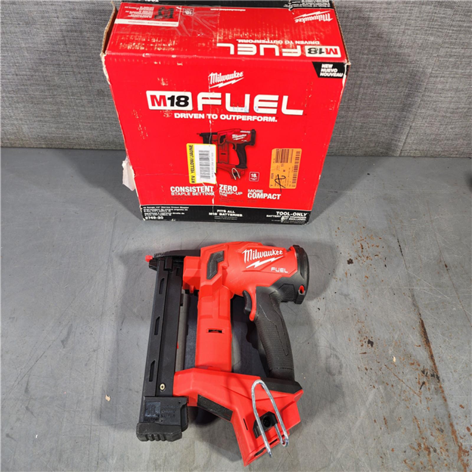 HOUSTON LOCATION - AS-IS M18 FUEL 18-Volt Lithium-Ion Brushless Cordless 18-Gauge 1/4 in. Narrow Crown Stapler (Tool-Only)