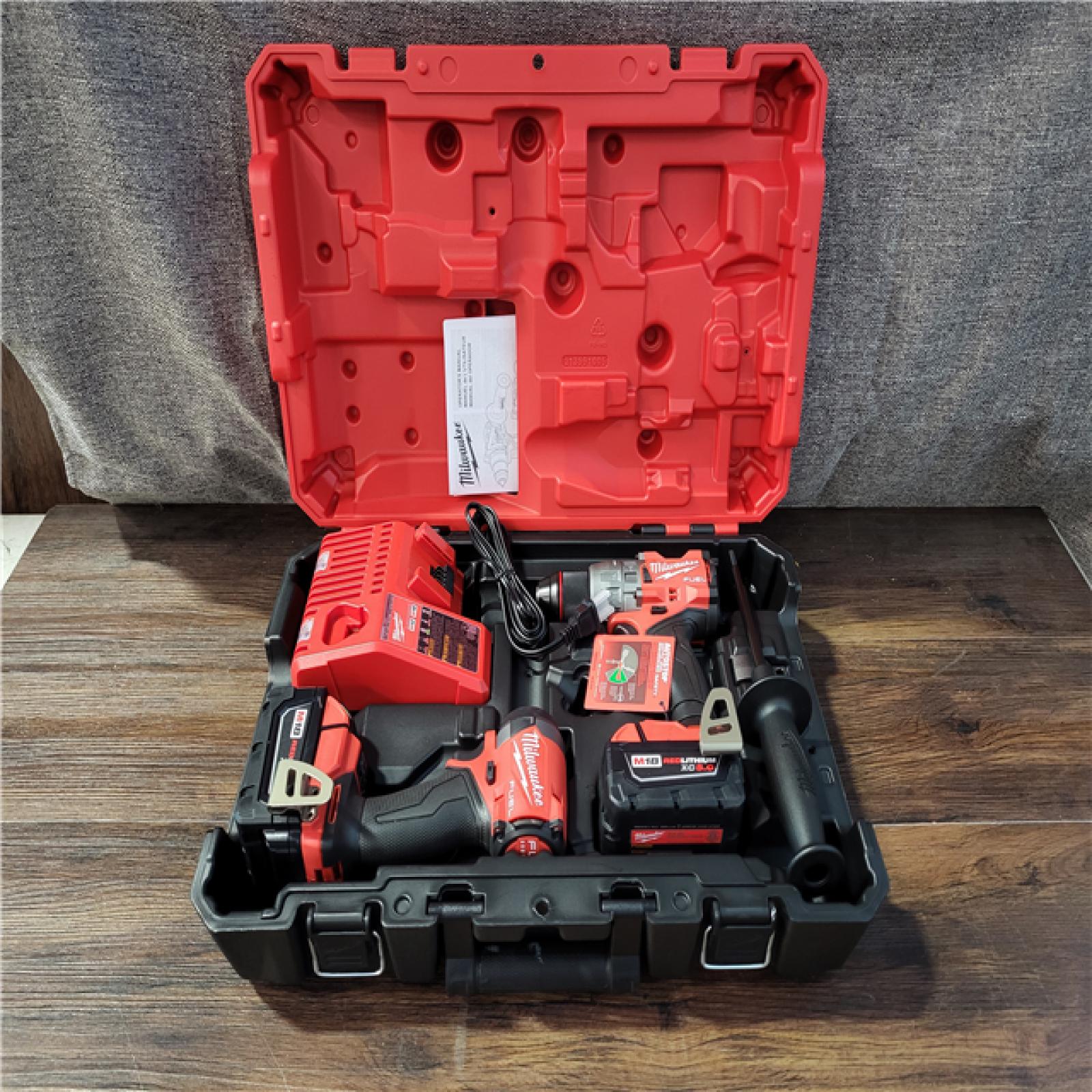 CALIFORNIA NEW MILWAUKEE M18 FUEL 2-TOOL COMBO KIT(BATTERIES AND CHARGER INCLUDED)