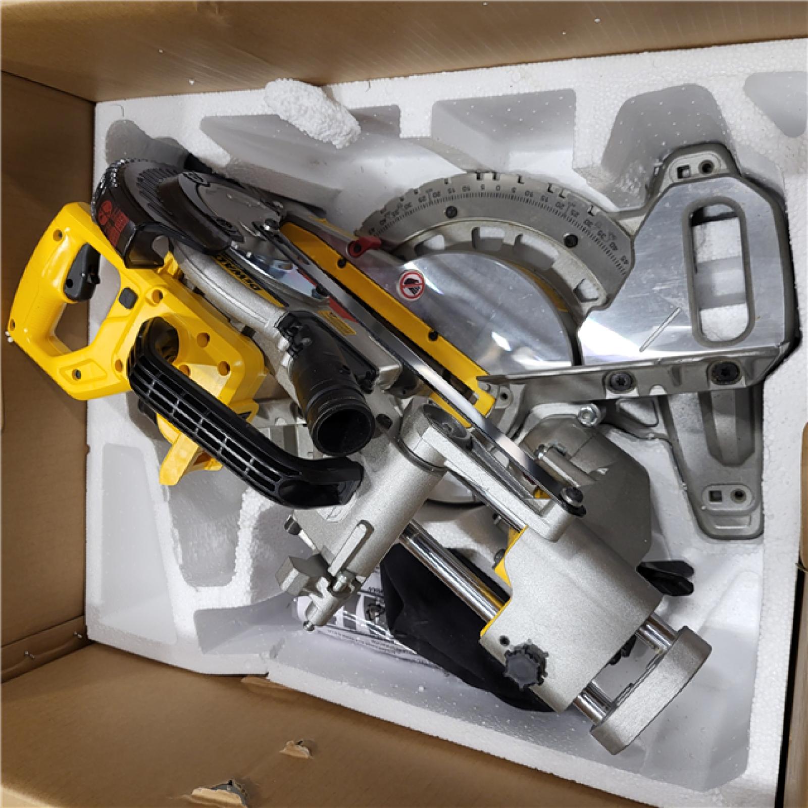 AS IS DeWalt 20V MAX Cordless 7-1/4 in. Sliding Miter Saw Kit