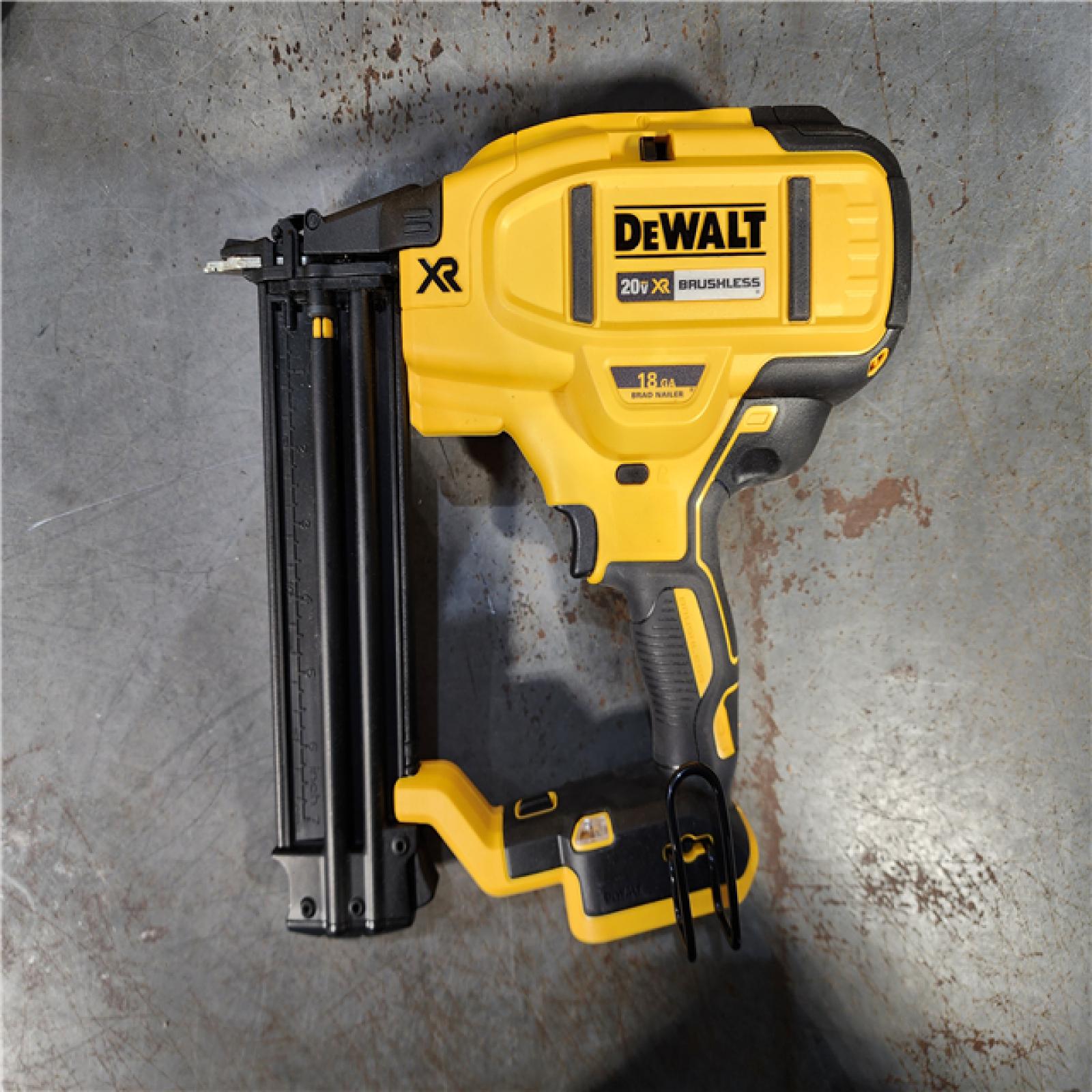 HOUSTON LOCATION - AS-IS DEWALT 20V MAX XR 18 Gauge Brad Nailer Kit