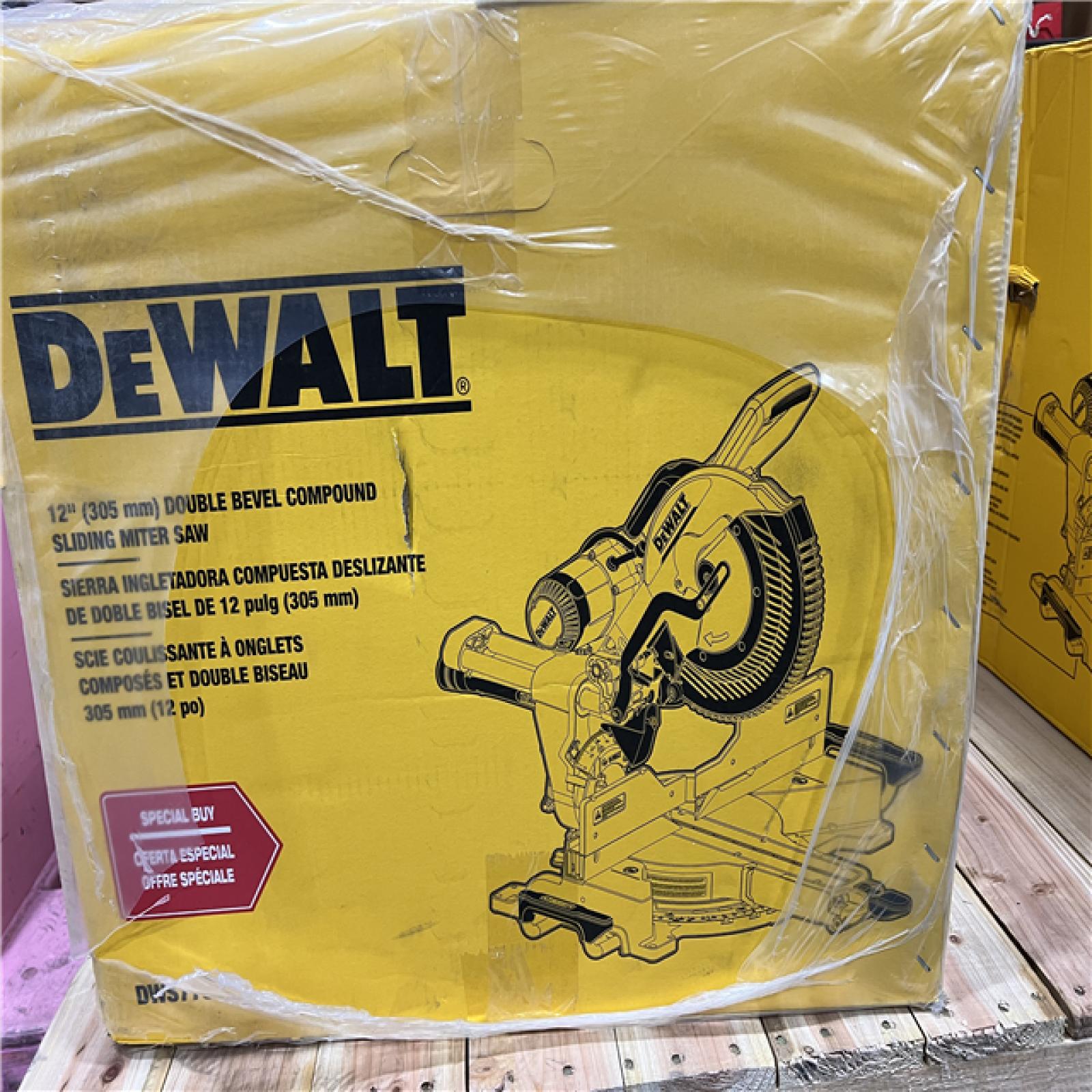 NEW DEWALT 15 Amp Corded 12 in. Double Bevel Sliding Compound Miter Saw, Blade Wrench and Material Clamp