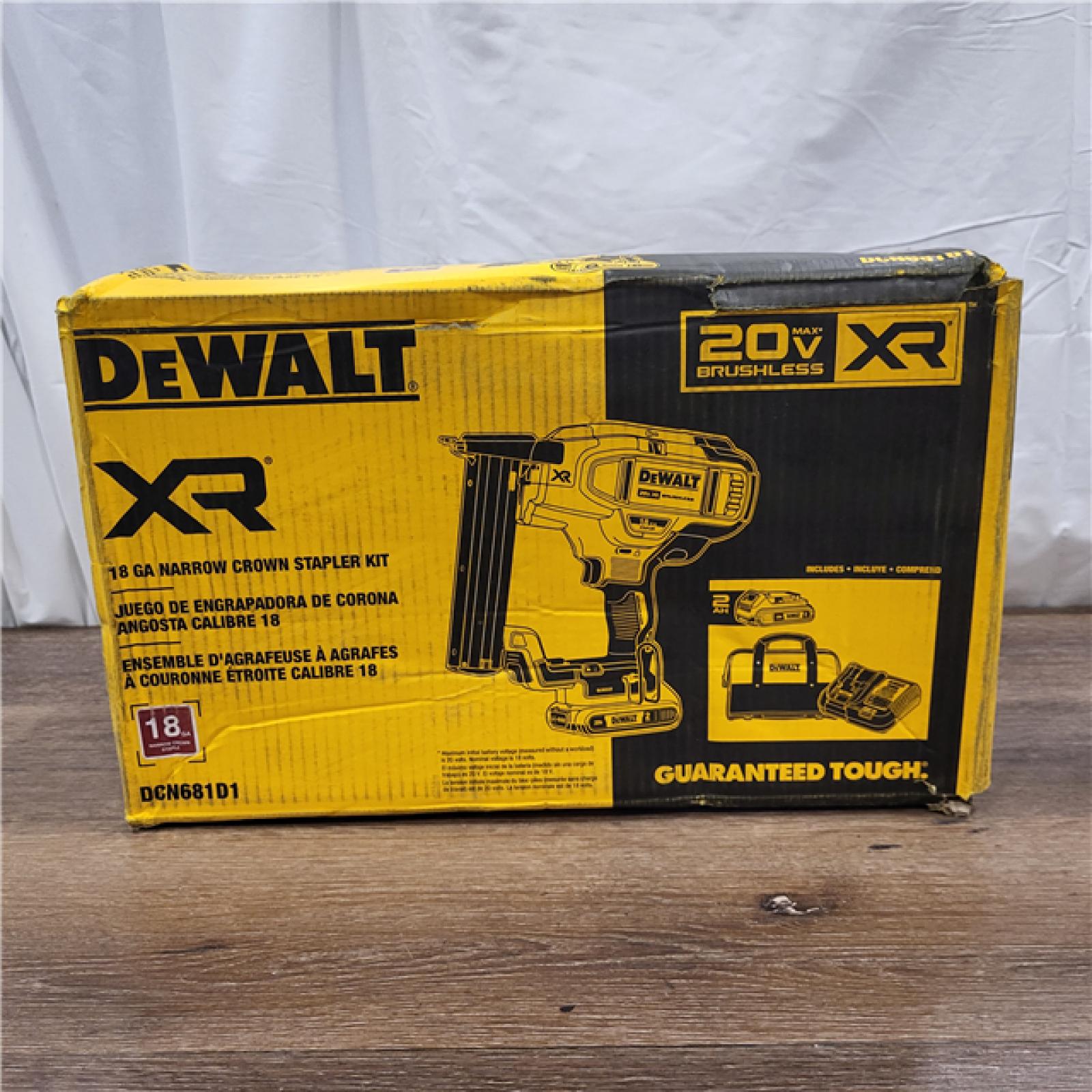 AS-IS  DEWALT DCN681D1 20V 18Ga Stapler Kit