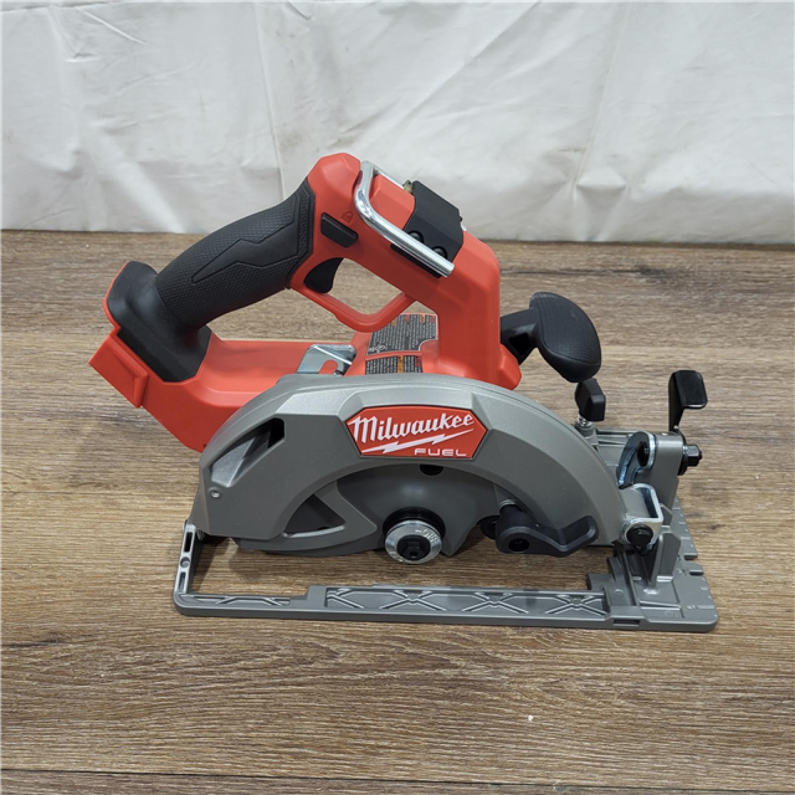 AS-IS MILWAUKEE CIRCULAR SAW 7-1/4