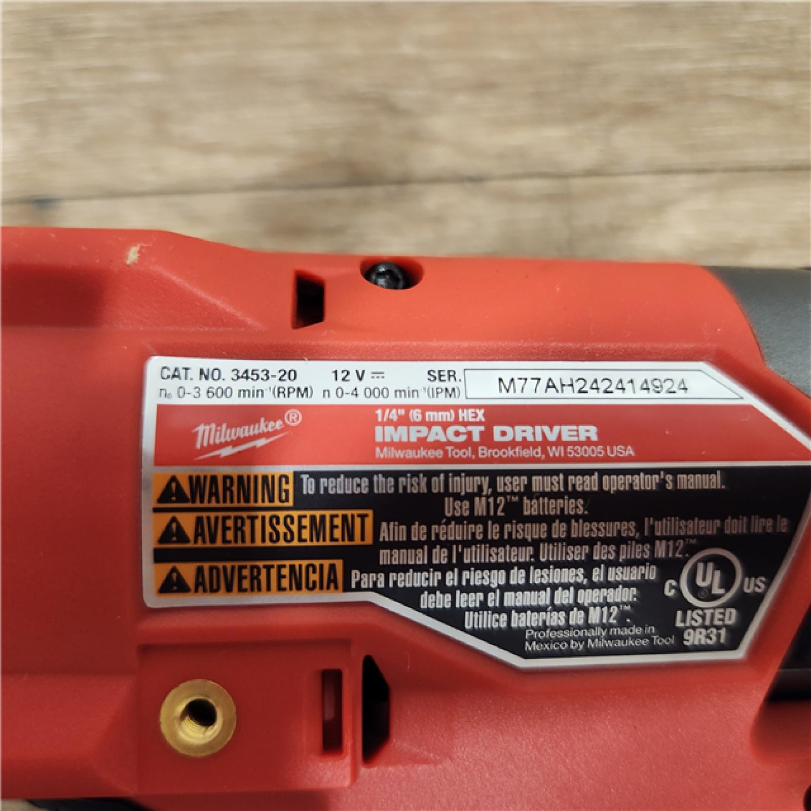 AS-IS  Milwaukee M12 FUEL 12V Lithium-Ion Brushless Cordless 1/4in. Hex Impact Driver Kit