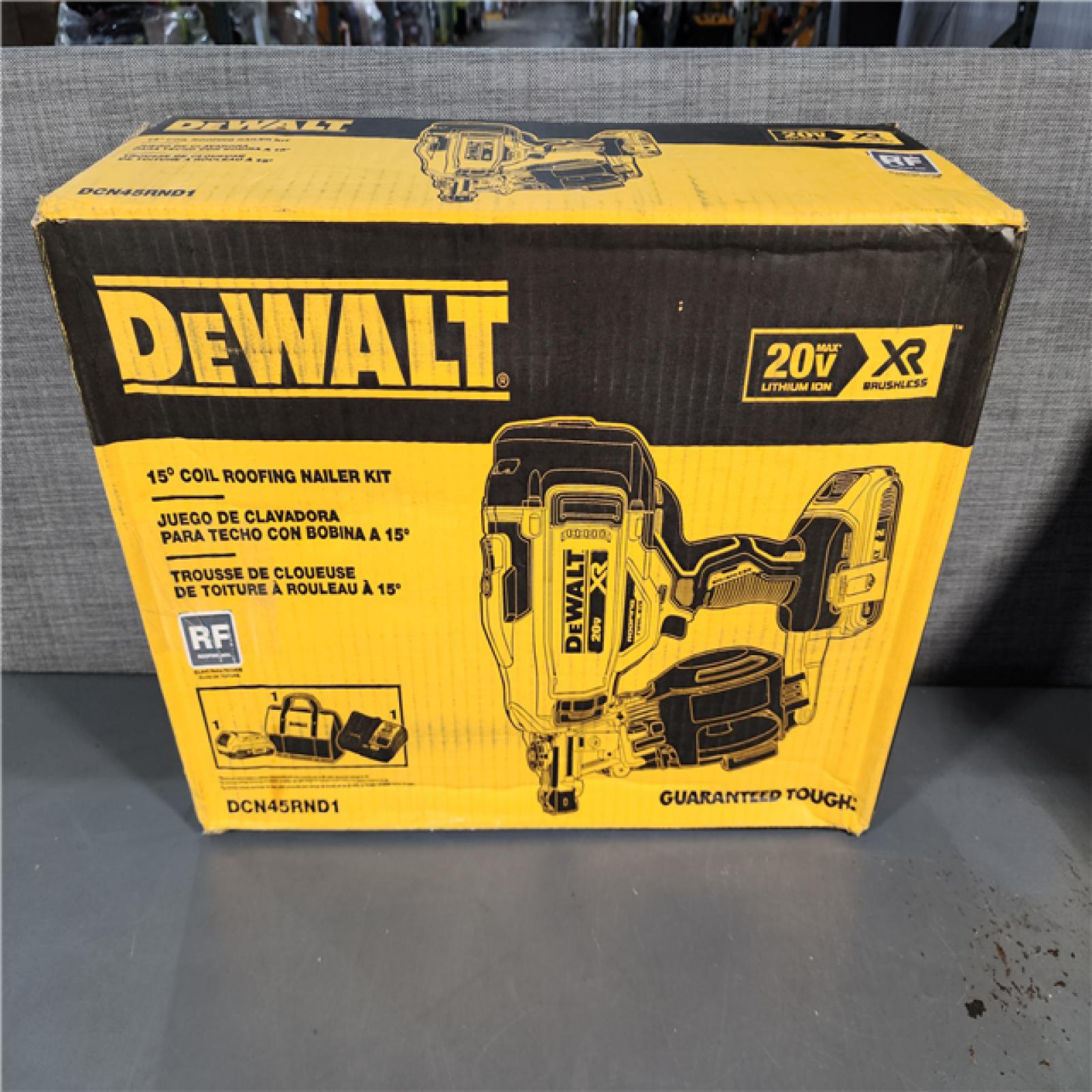 HOUSTON LOCATION - AS-IS DEWALT 2007898 Roofing Nailer Cordless