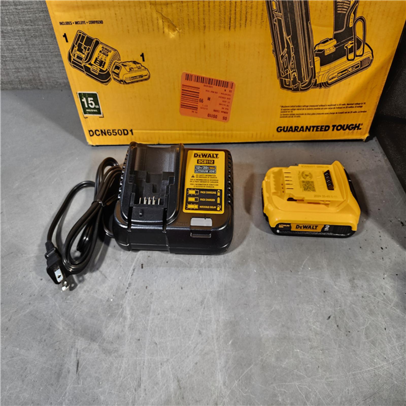 HOUSTON LOCATION - AS-IS DEWALT 20V MAX XR 15 Ga. Cordless 34 Deg Nailer 20 V