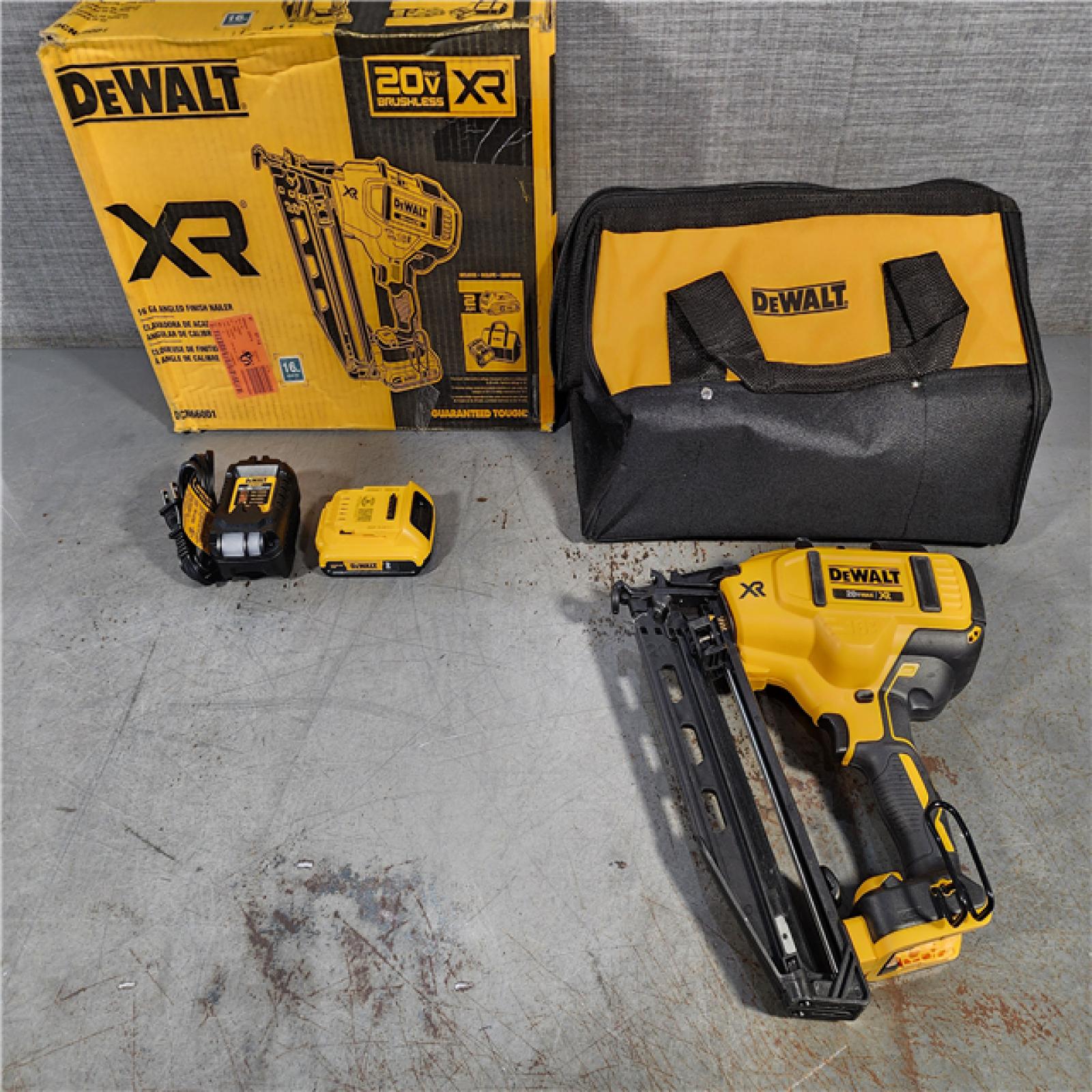 HOUSTON LOCATION - AS-IS DeWalt DCN660D1 20V 16 Gauge Cordless Angled Finish Nailer Kit W/ 2Ah Battery