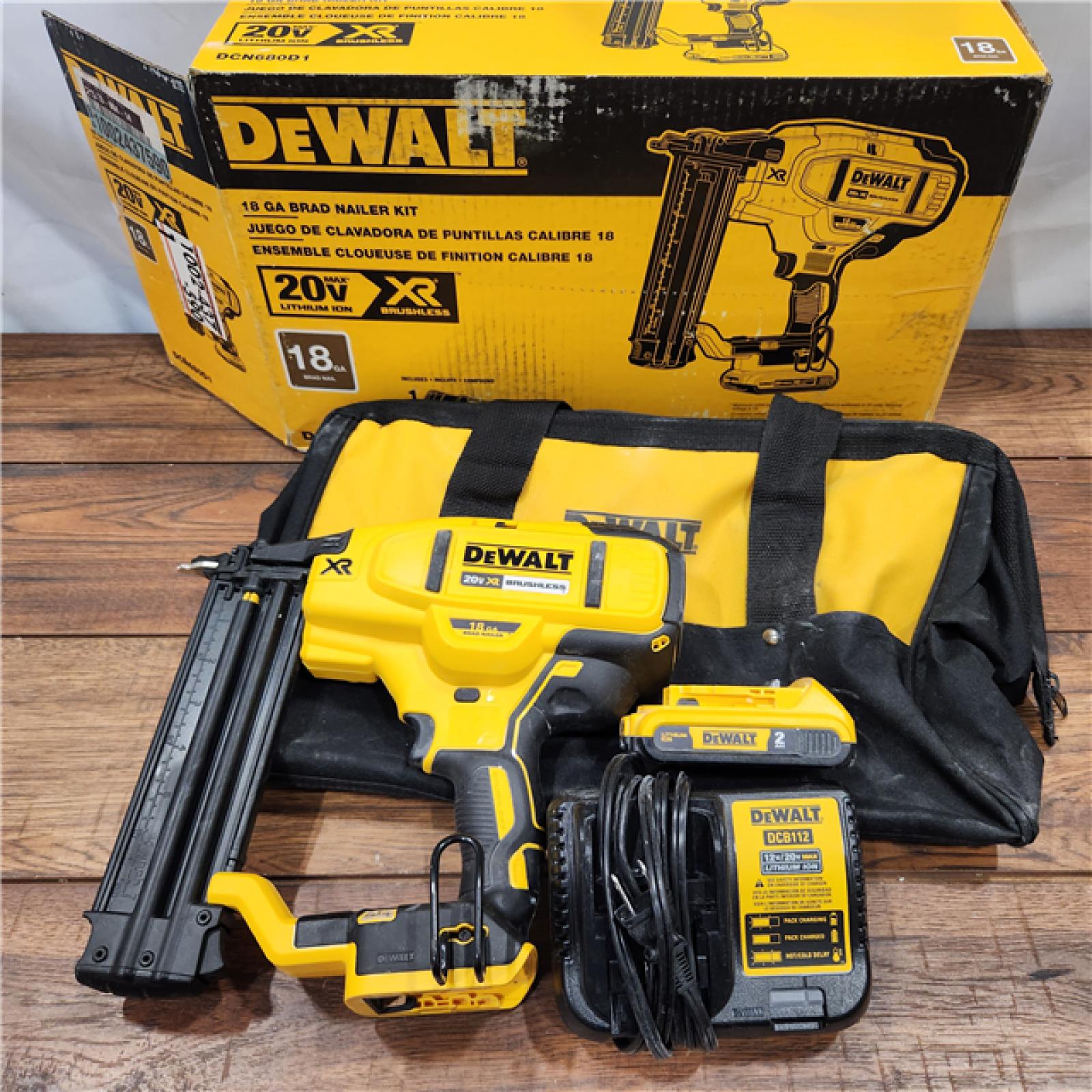 AS-IS DEWALT 20V MAX XR 18 Gauge Brad Nailer Kit