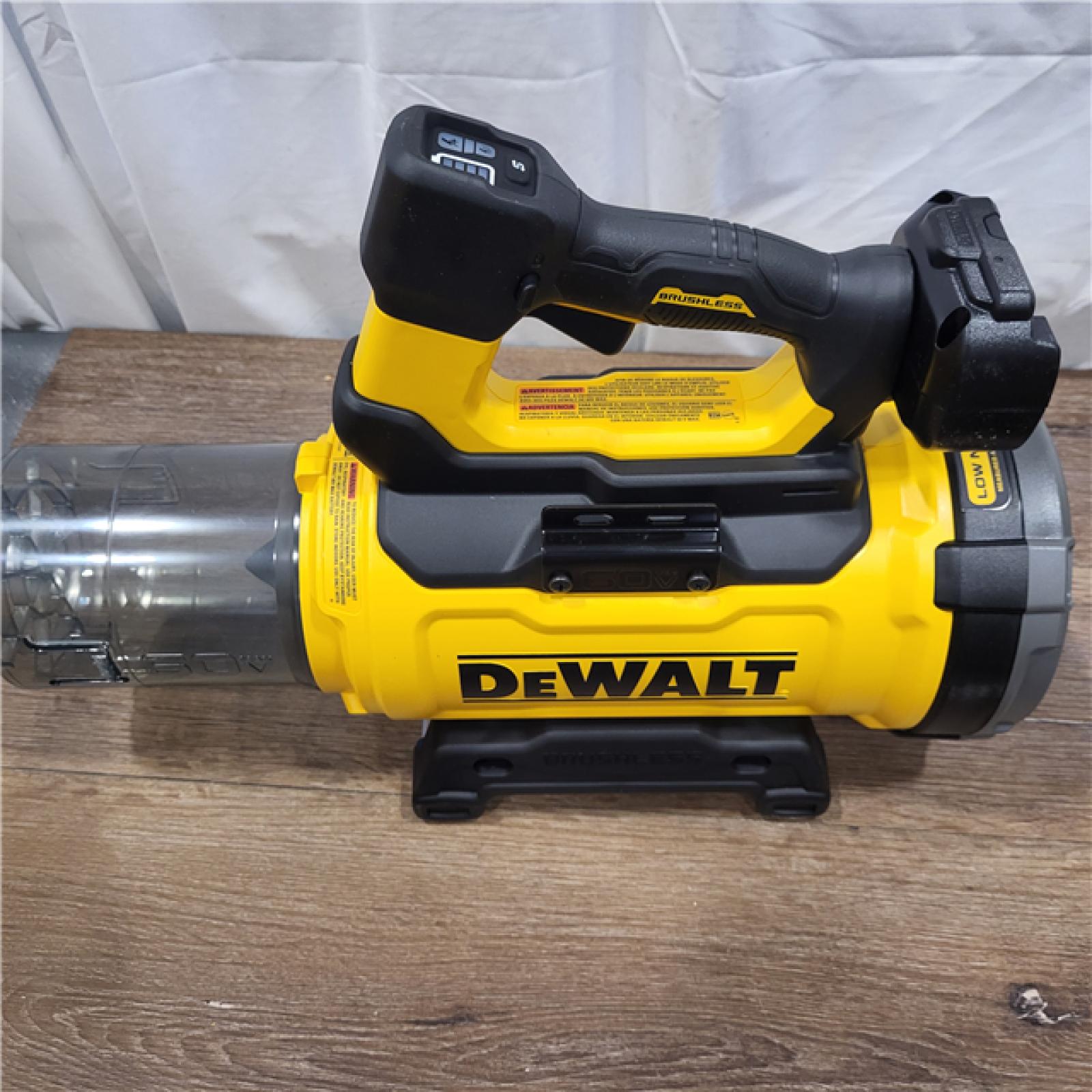 AS-IS FLEXVOLT 60V MAX 160 MPH 760 CFM Brushless Cordless  and Charger