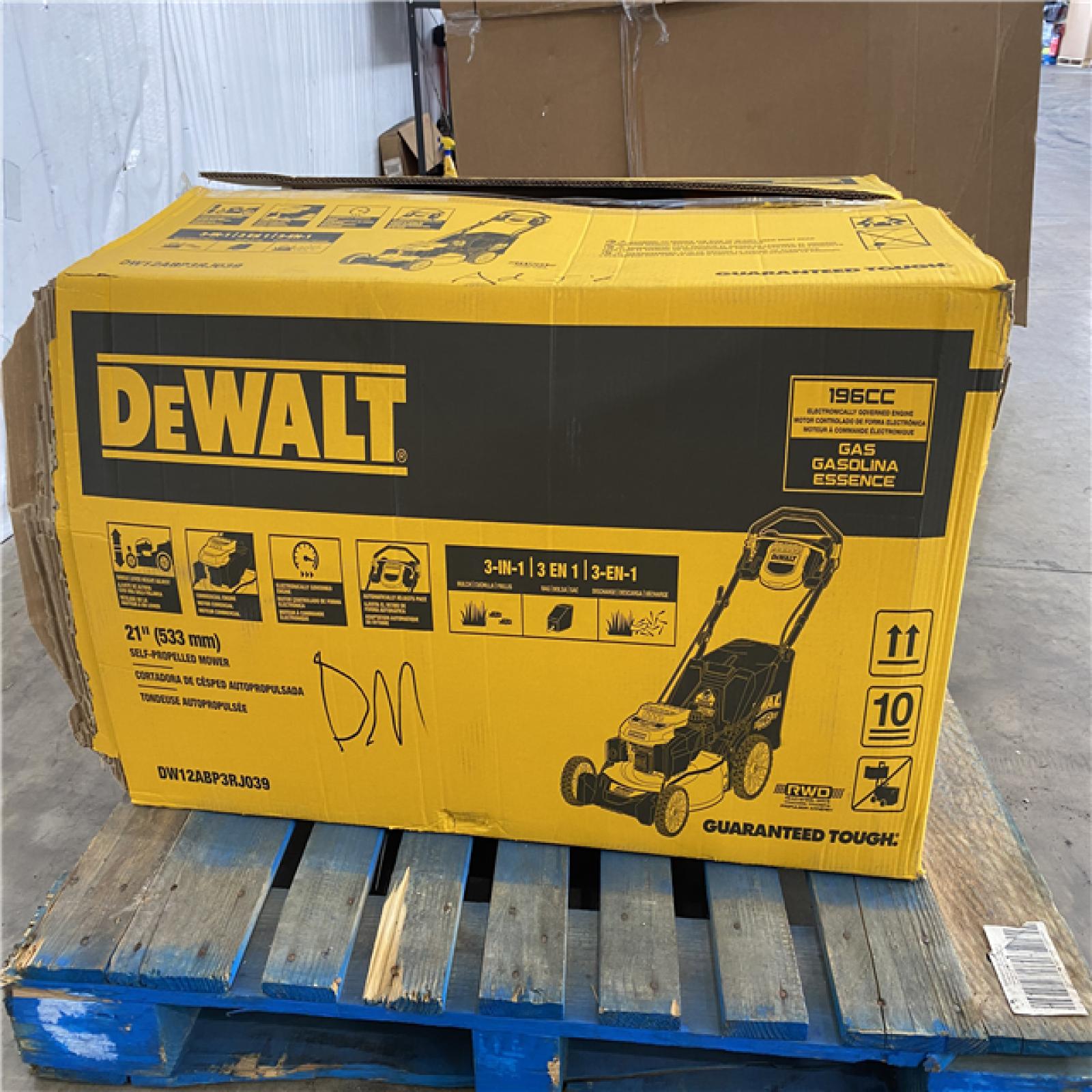 Houston Location AS IS - Dewalt Walk Behind Mower 21in. 533mm