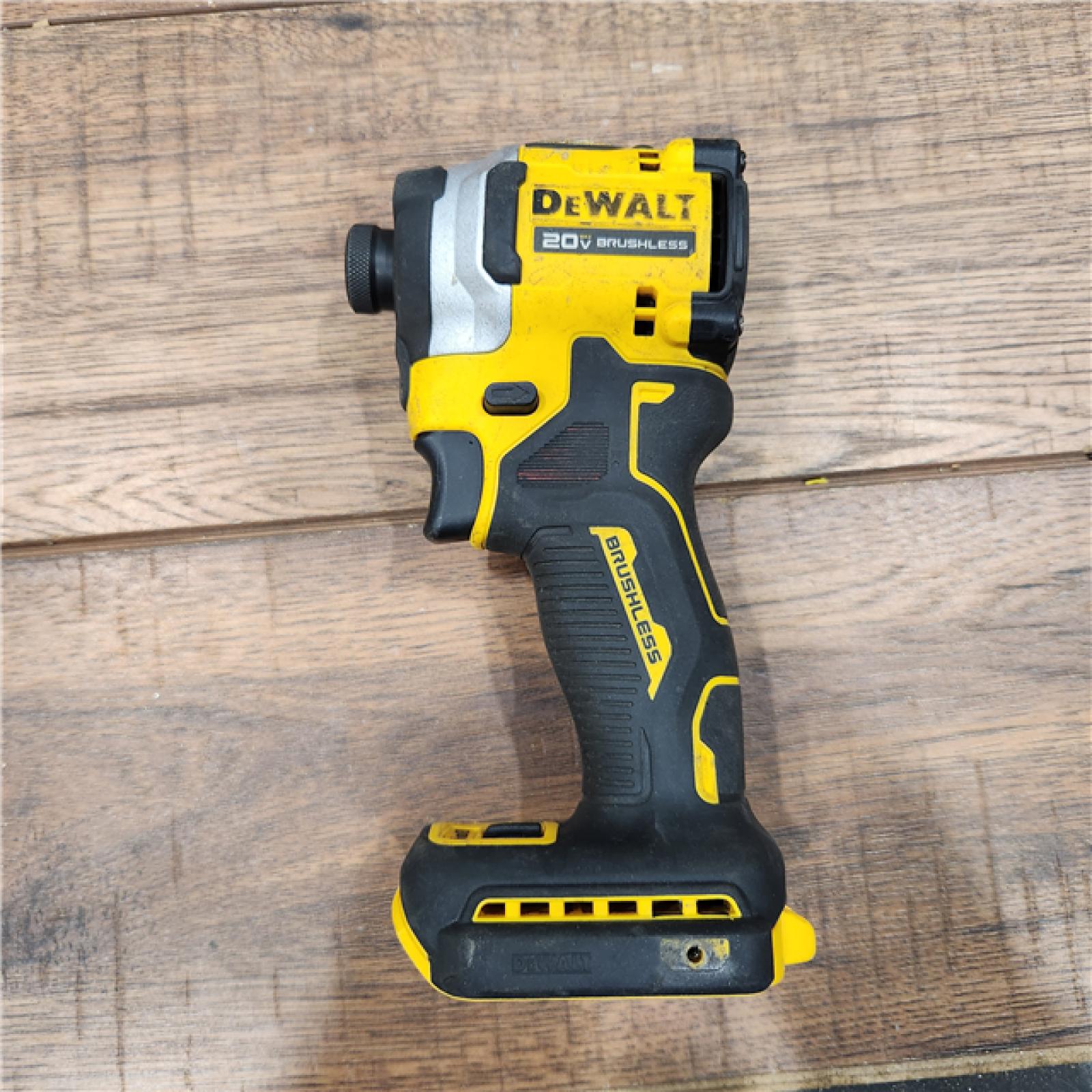 AS-IS DeWalt 20V MAX ATOMIC 3/8 in. Cordless Brushless Compact Impact Wrench Tool Only