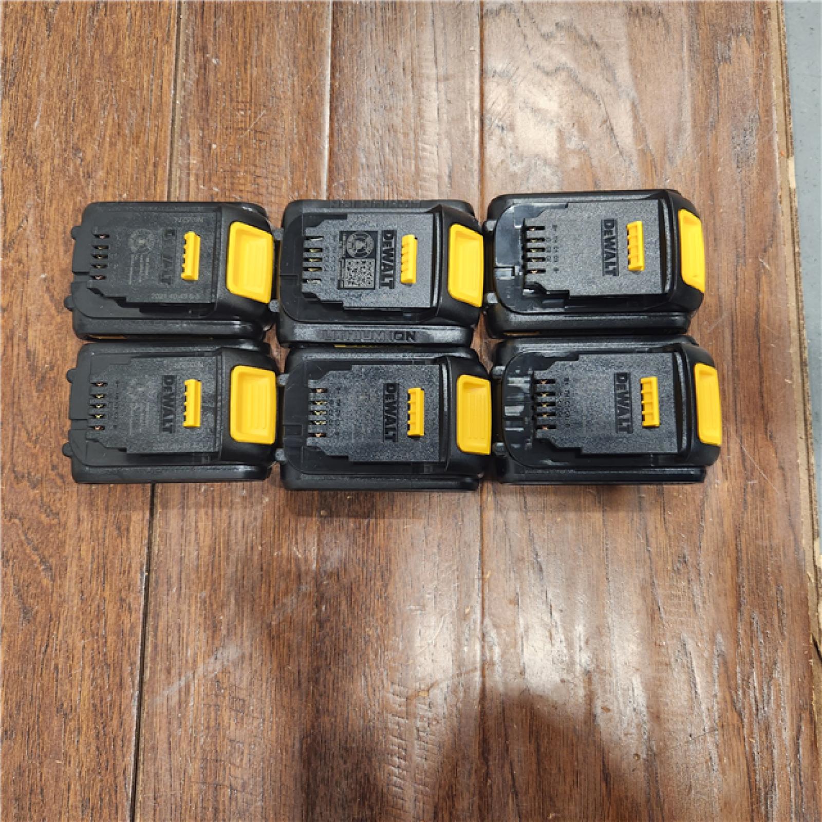 AS-IS Dewalt DCB201 20V MAX Lithium Ion Compact Battery Pack (1.5 AH) (6-PACK)